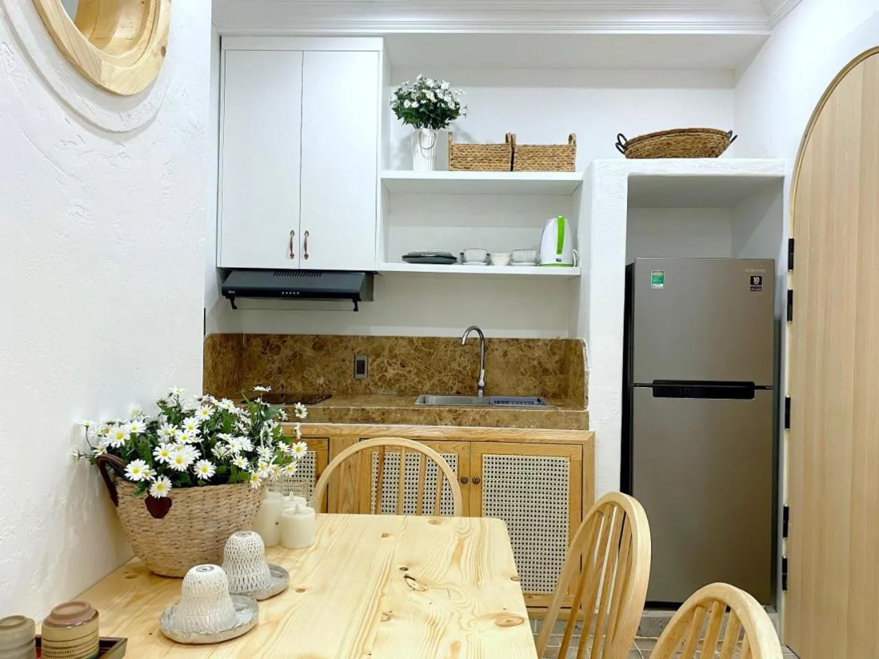 Hue Crown Boutique best hotel