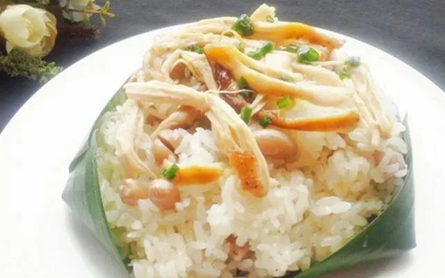 Breakfast in Hue Crown Boutique best hotel