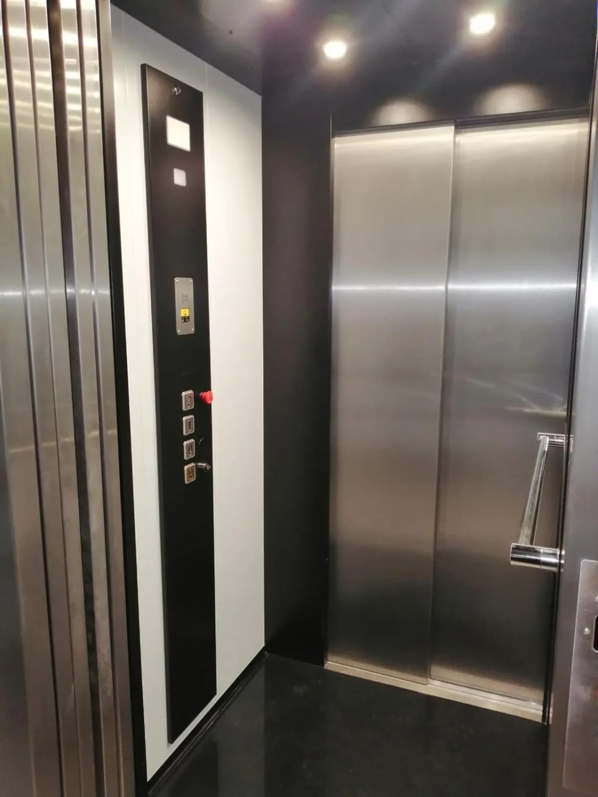 Facade/entrance in Nuevo Luminoso Apartamento Catalina a 80 metros de la playa para 4 personas