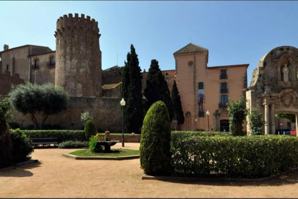 Property building in Nuevo Luminoso Apartamento Catalina a 80 metros de la playa para 4 personas