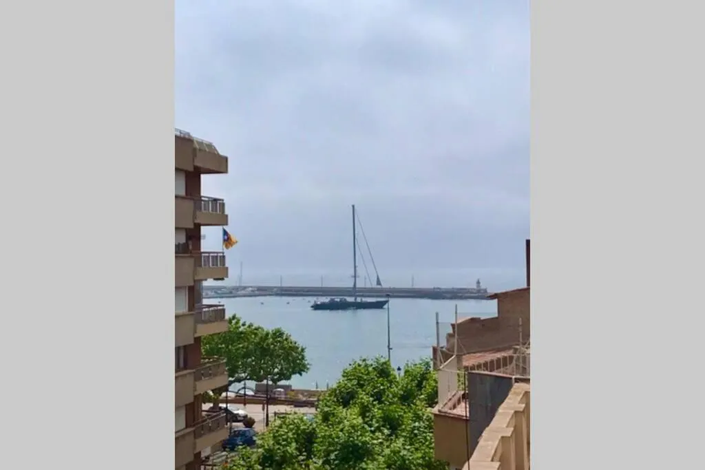 Neighbourhood in Nuevo Luminoso Apartamento Catalina a 80 metros de la playa para 4 personas