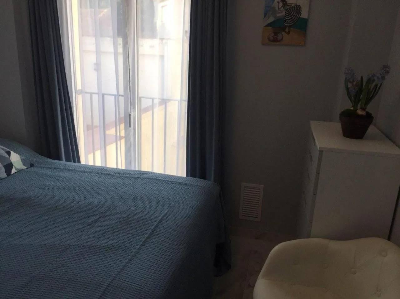 Bed in Nuevo Luminoso Apartamento Catalina a 80 metros de la playa para 4 personas