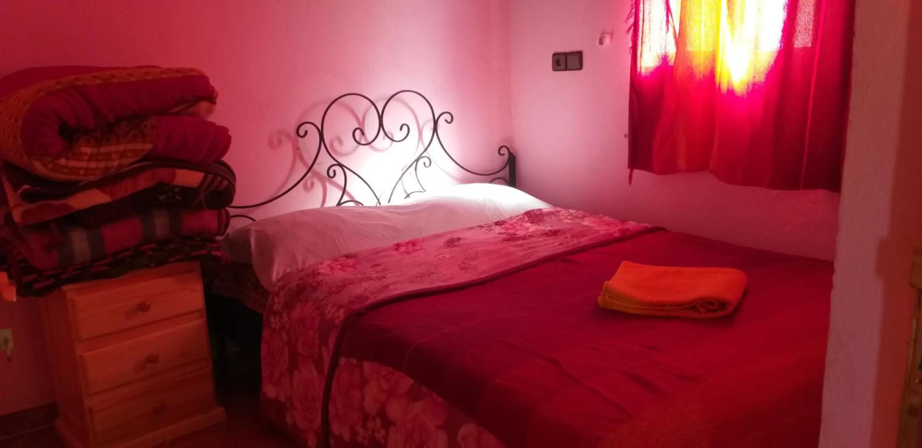 Bed in Merzouga Quiet apart &camels trecking