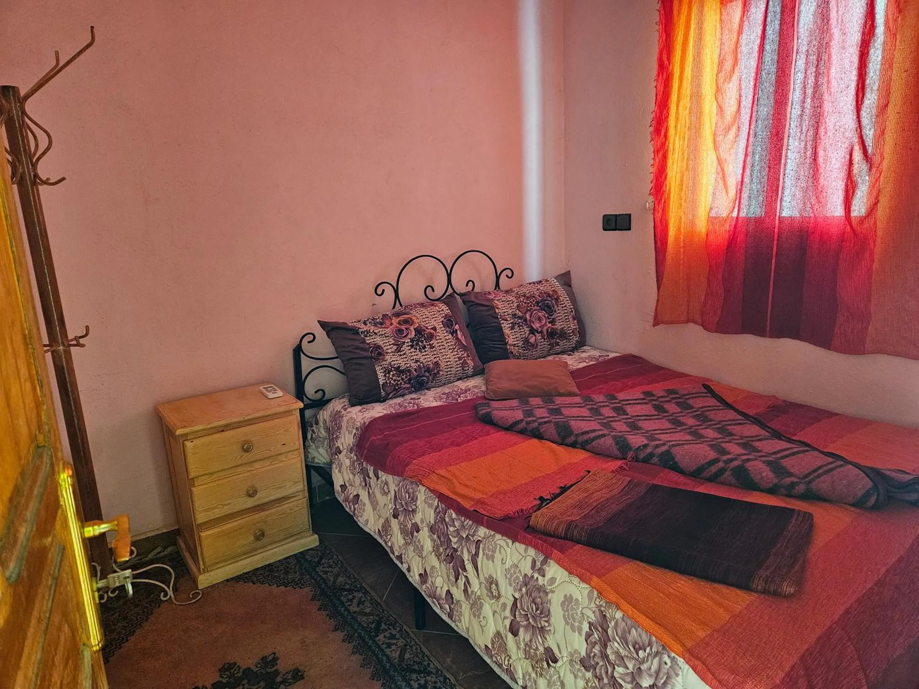 Bed in Merzouga Quiet apart &camels trecking