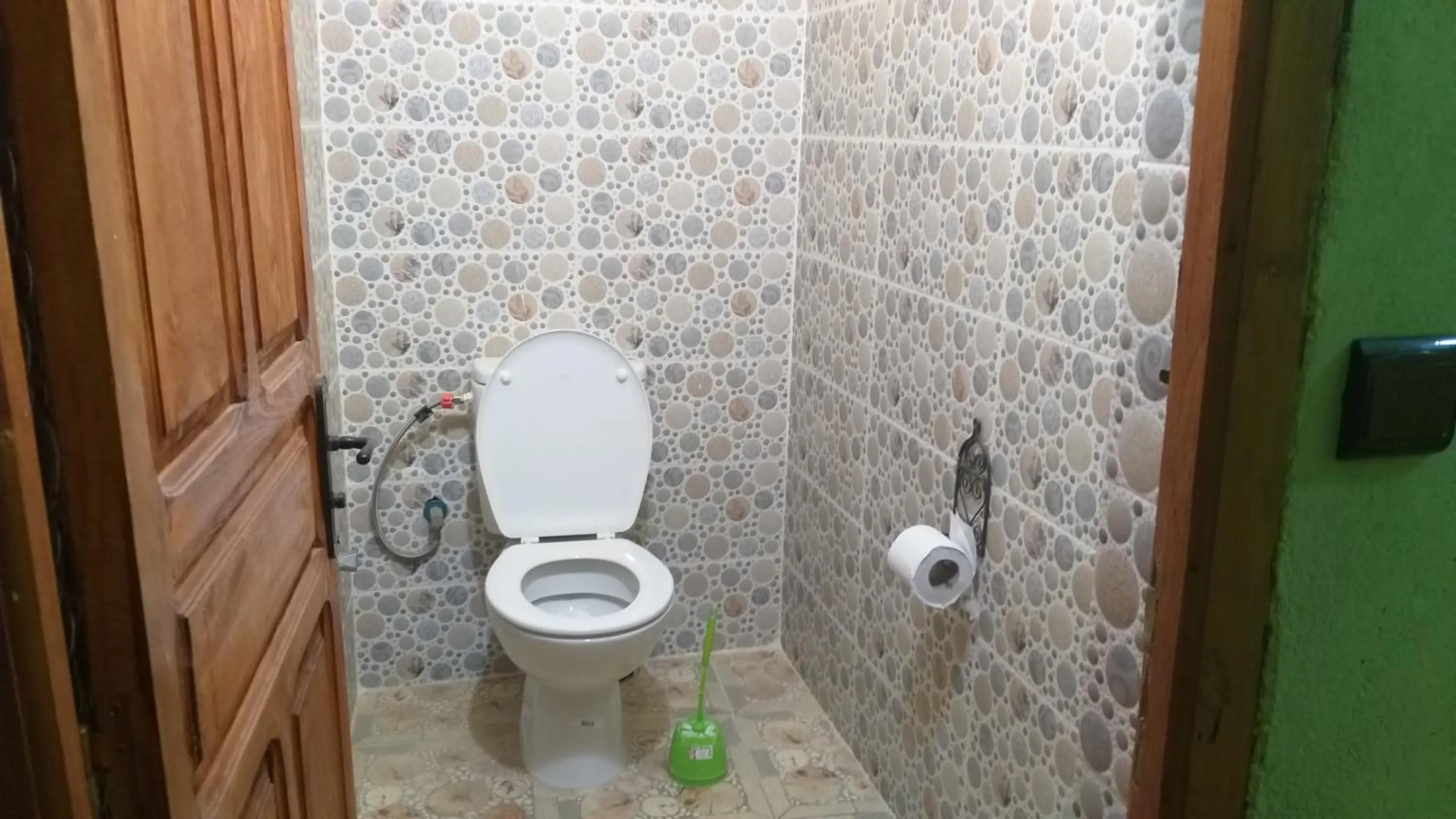 Bathroom in Merzouga Quiet apart &camels trecking