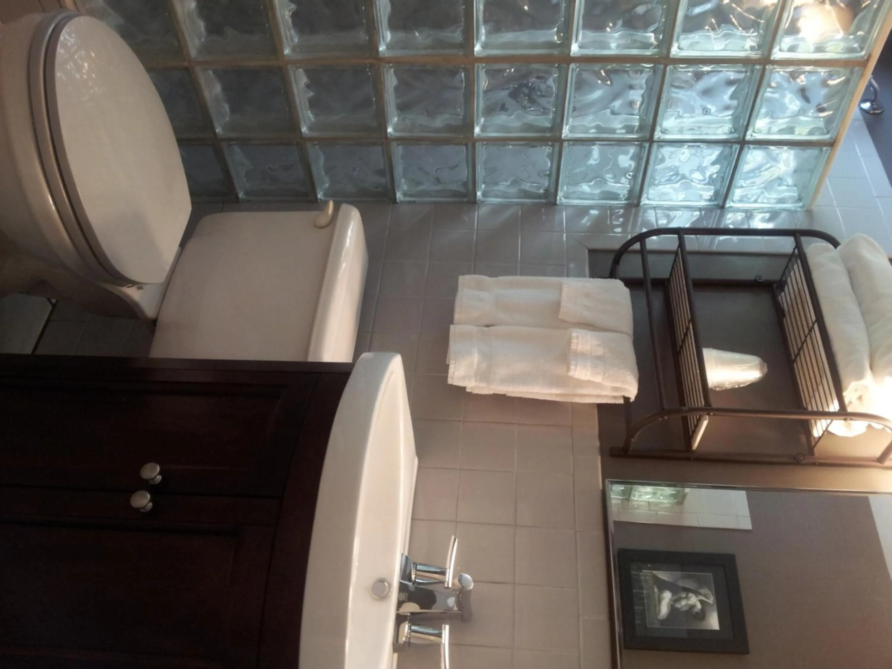 Bathroom in Coral Reef Guesthouse