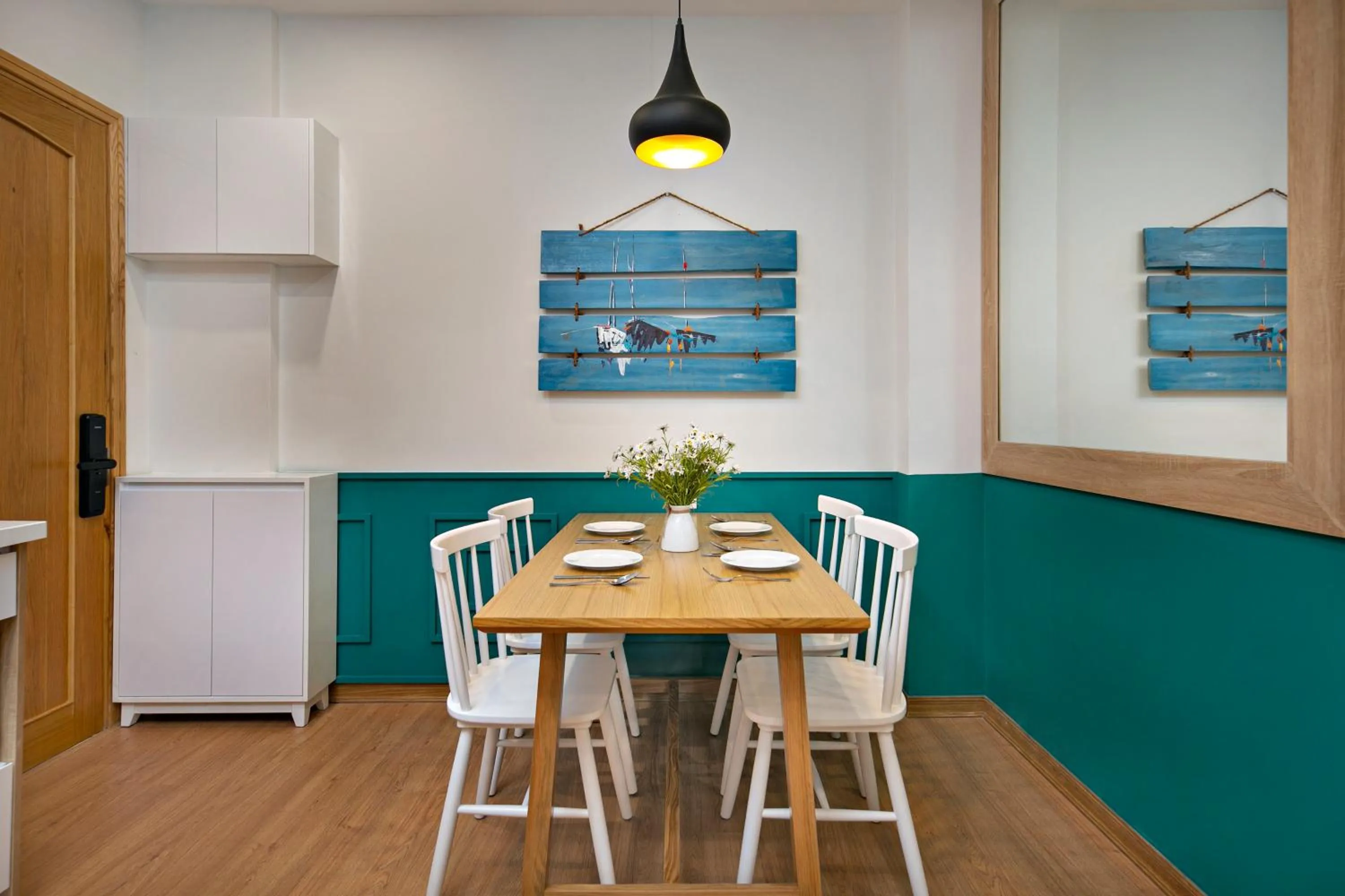 Dining area in Dolphin Hotel and Apartment