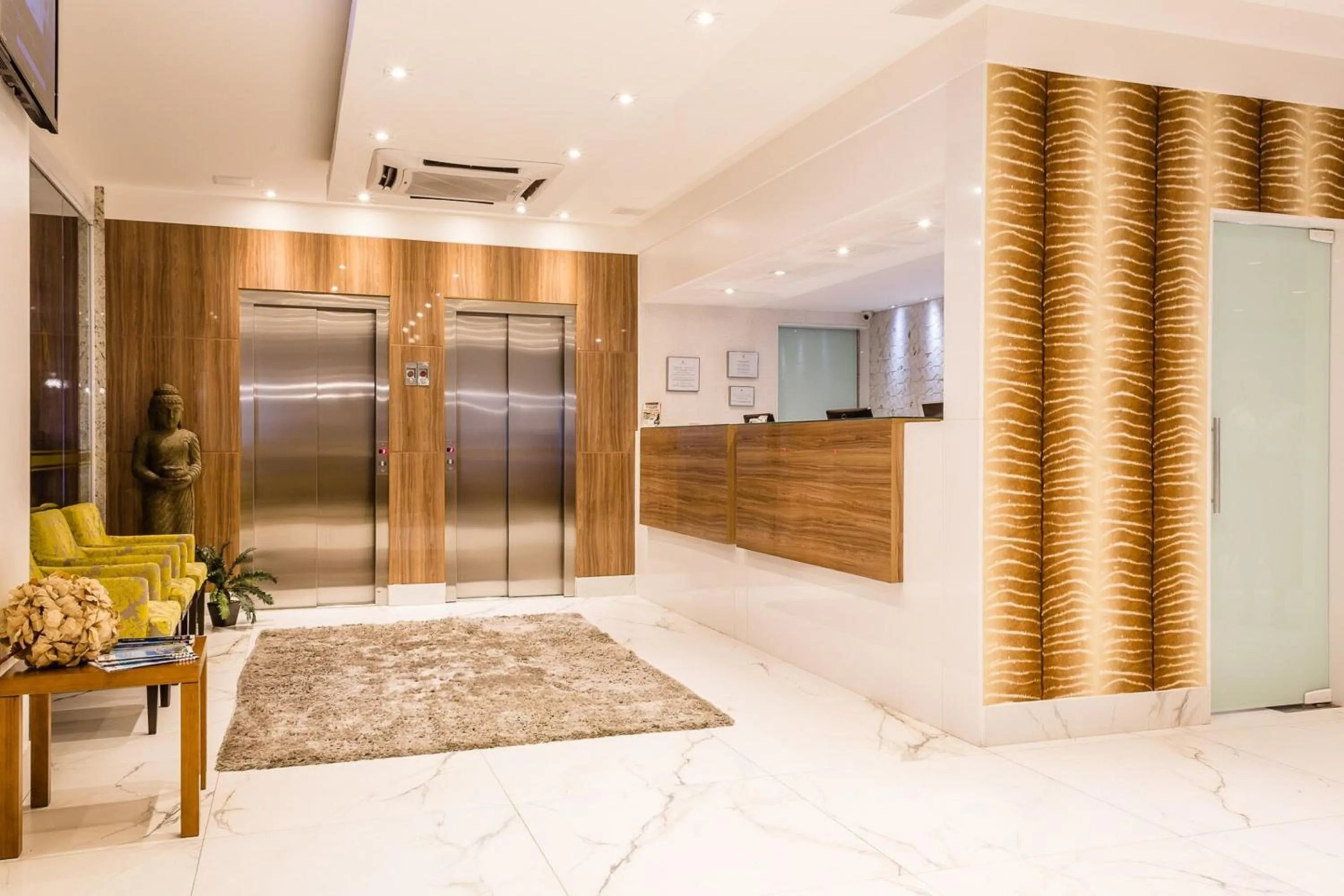 Decorative detail in Vox Hotel