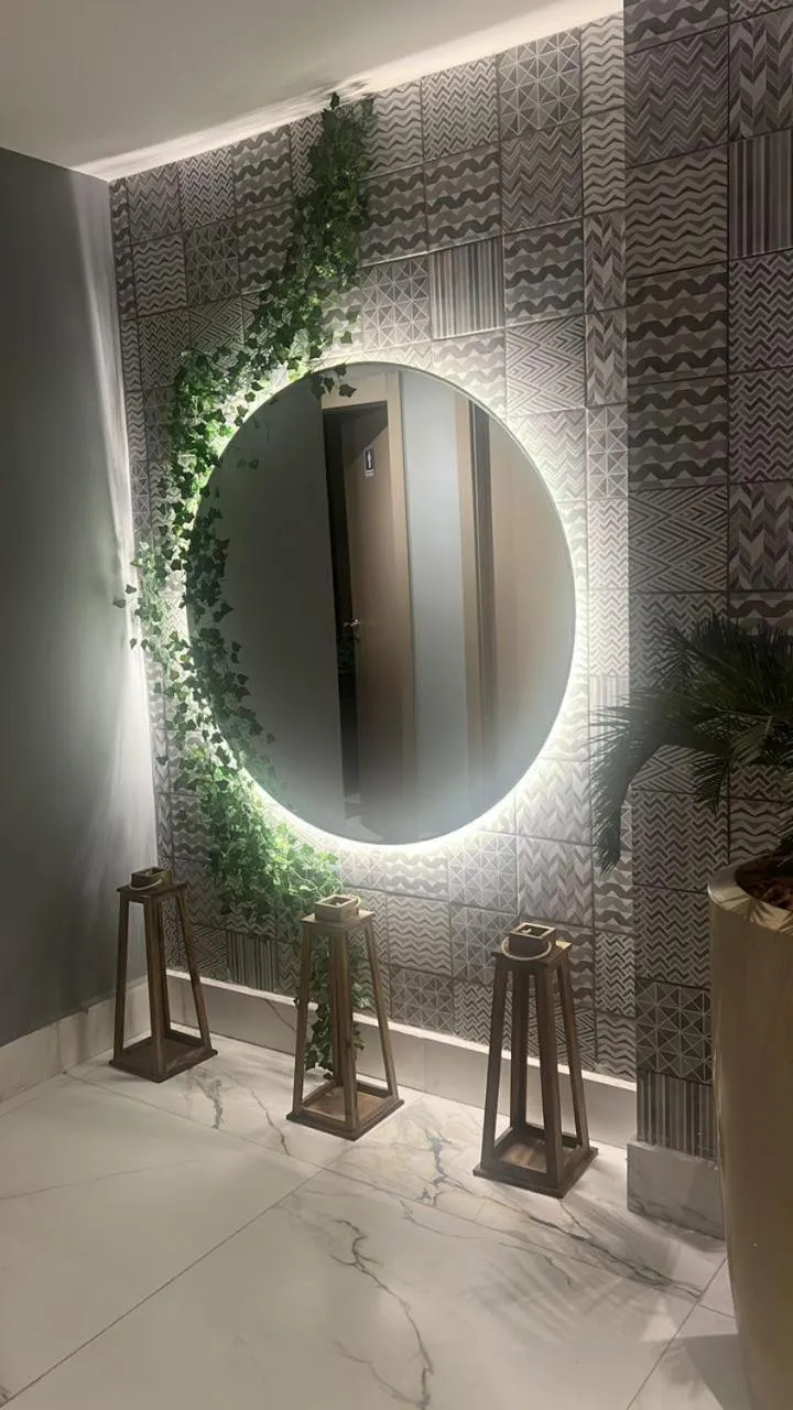 Restaurant/places to eat in Vox Hotel