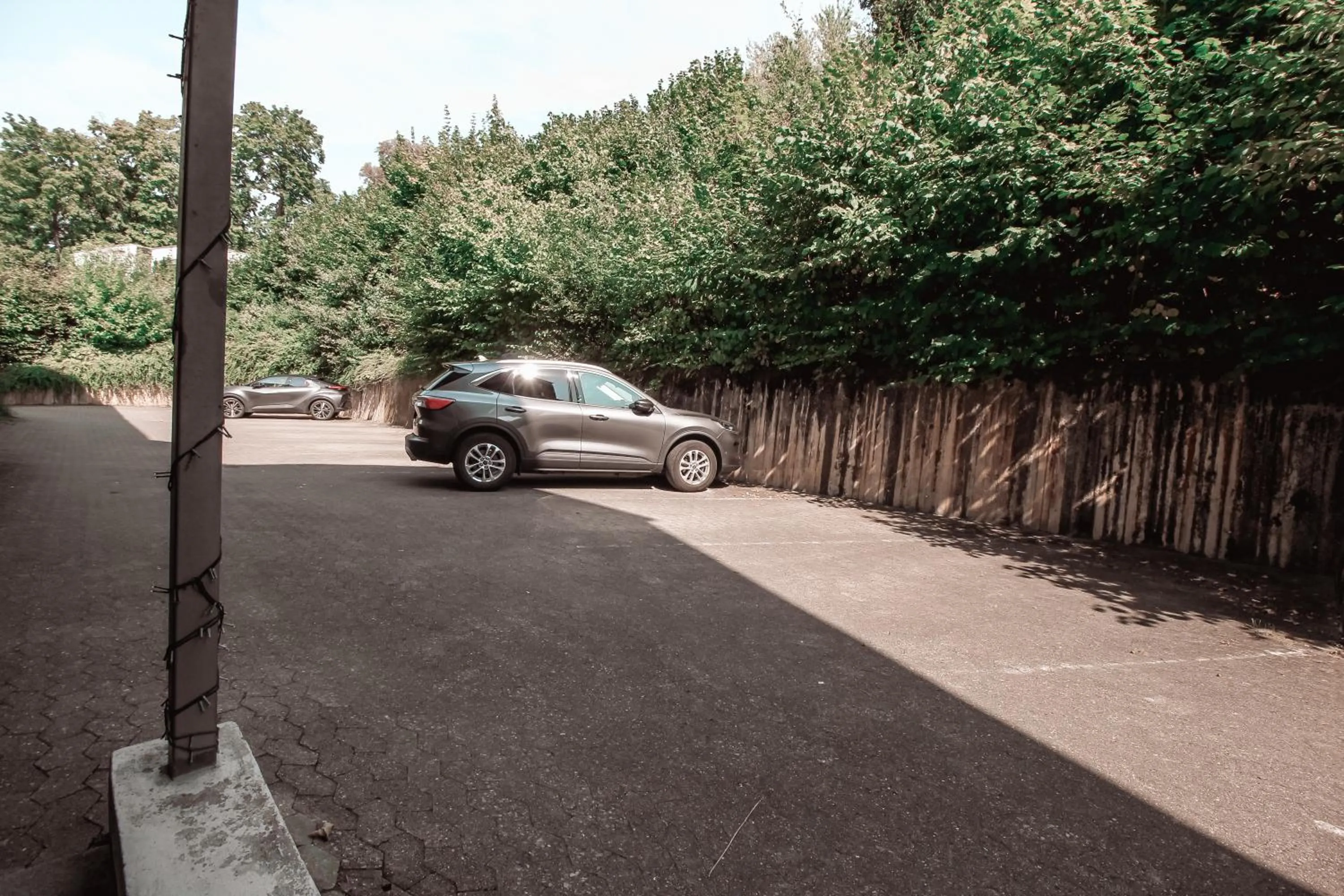 Parking in Hotel Altenburgblick