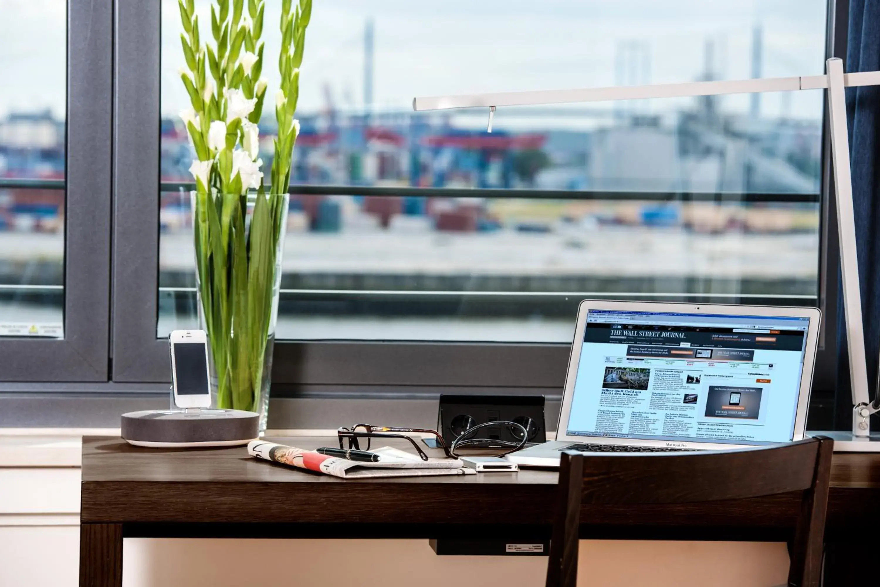 Seating area in Clipper Boardinghouse - Hamburg-Holzhafen Seating area in Clipper Boardinghouse - Hamburg-Holzhafen