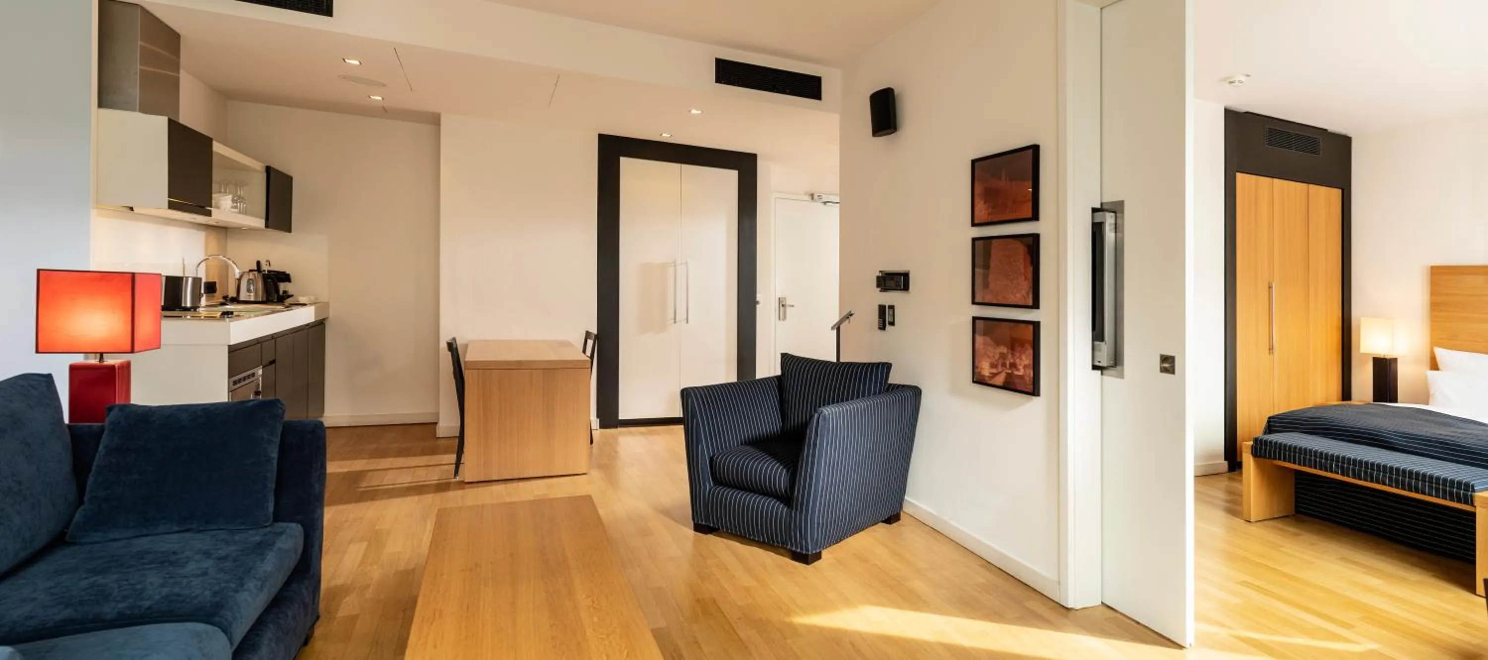 Kitchen or kitchenette in Clipper Boardinghouse - Hamburg-Holzhafen