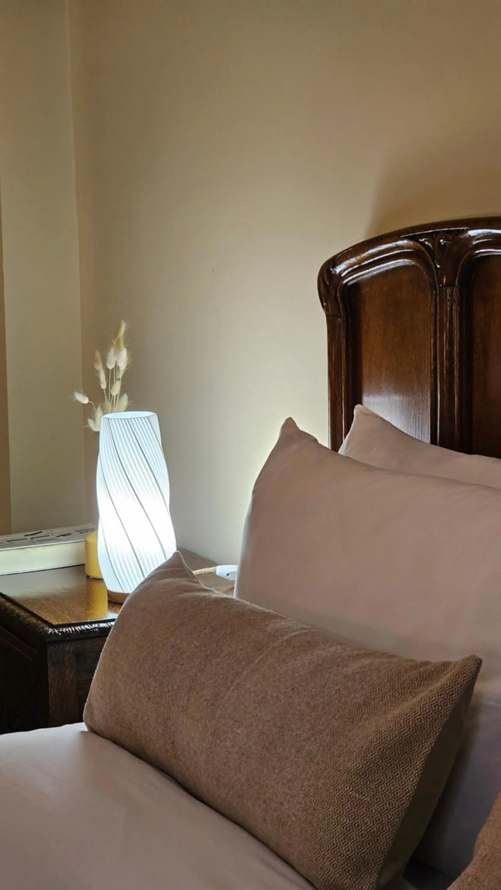 Bed in BE Jardin Escondido By Coppola