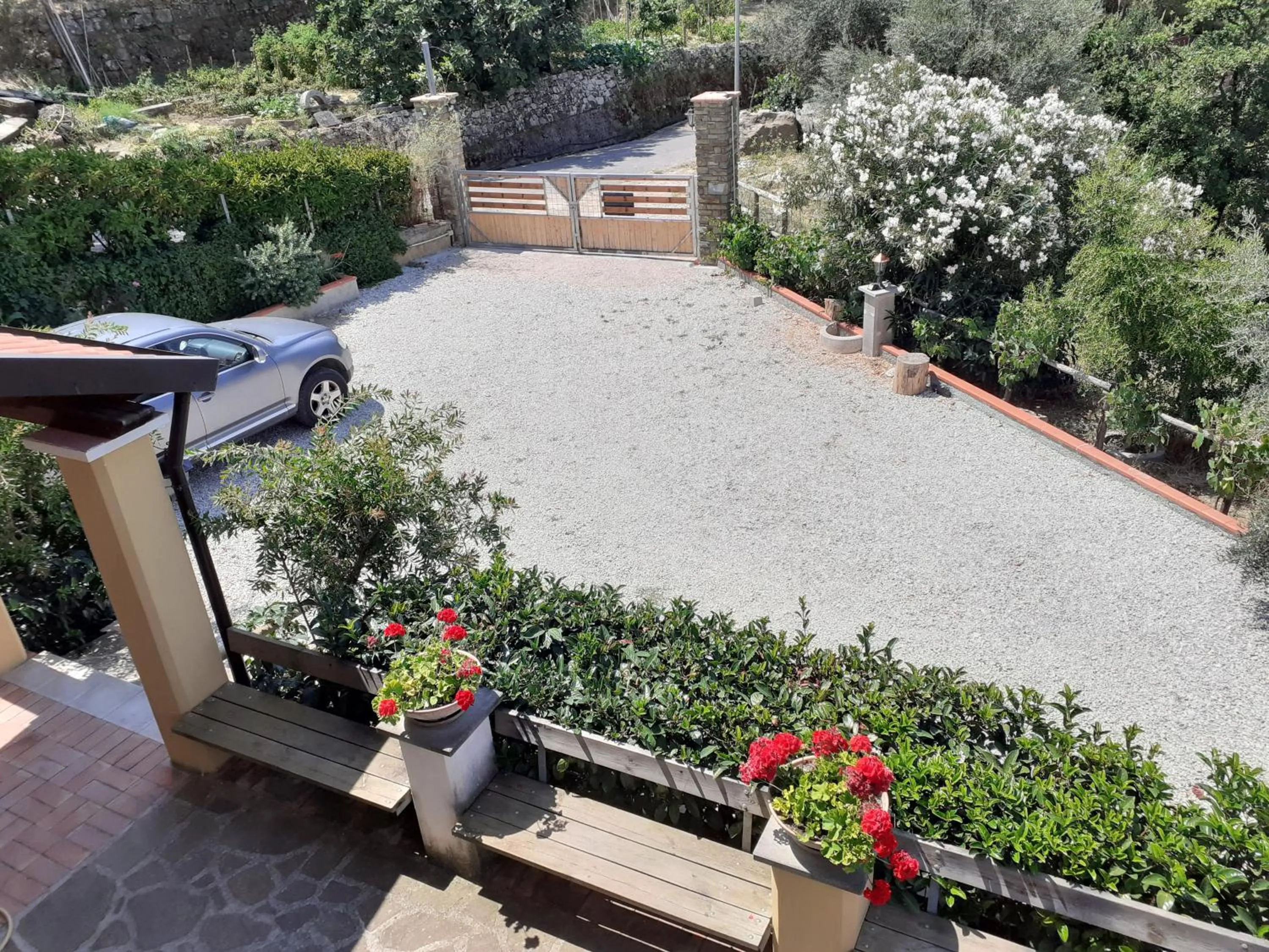 Inner courtyard view in B & B Il Campanile