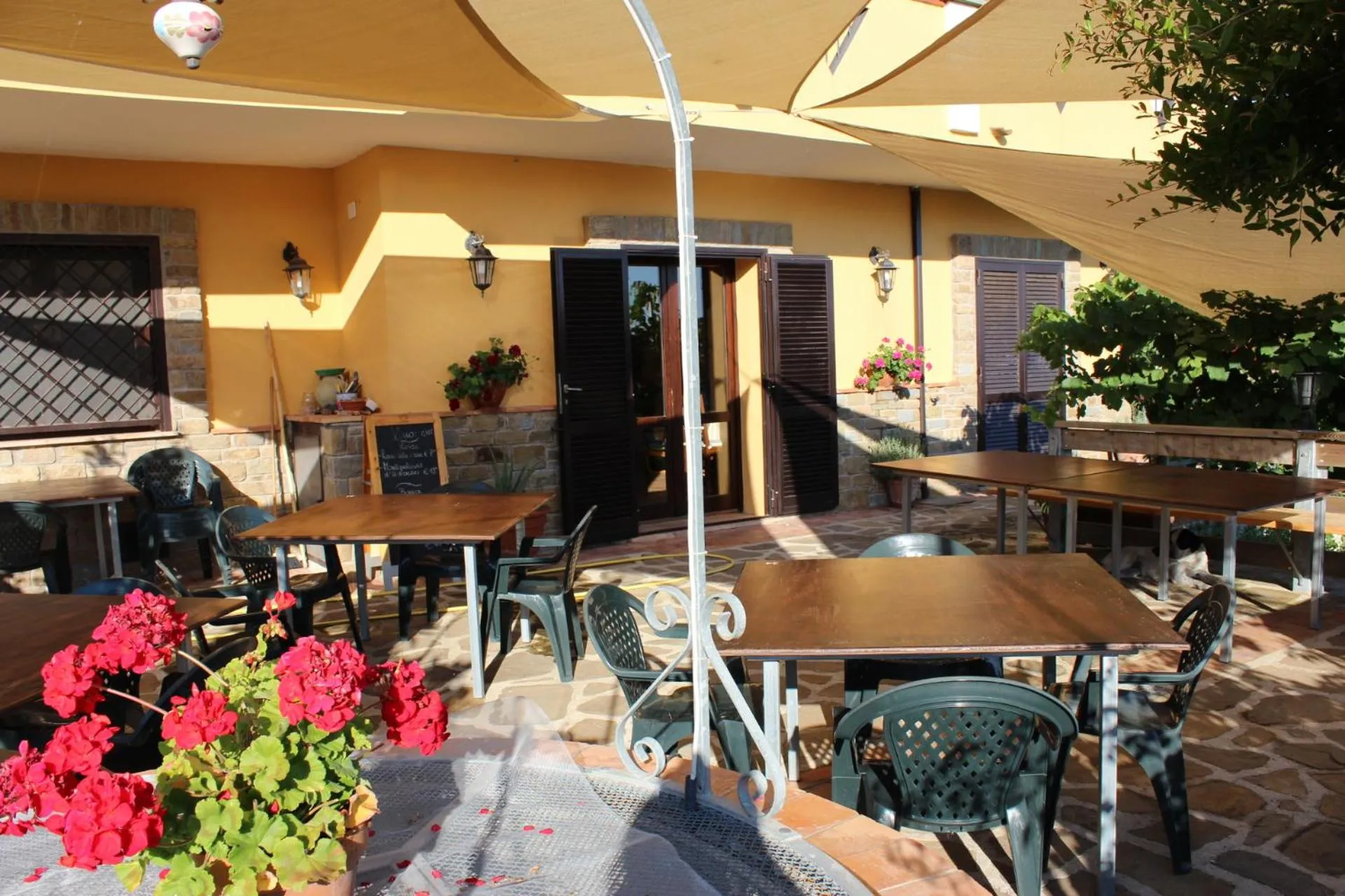 Restaurant/places to eat in B & B Il Campanile