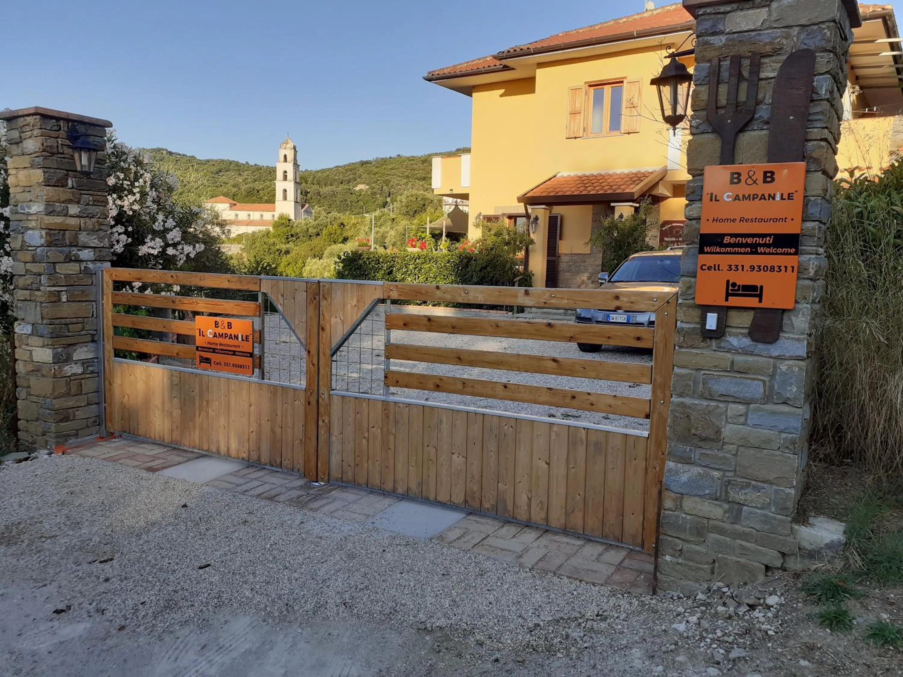 Parking in B & B Il Campanile