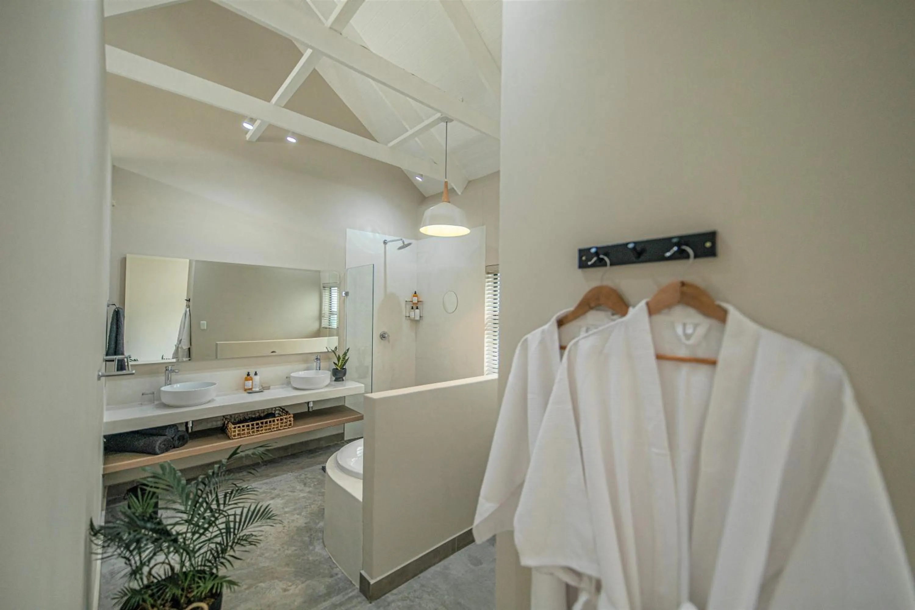 Bathroom in Little Kubu Lodge