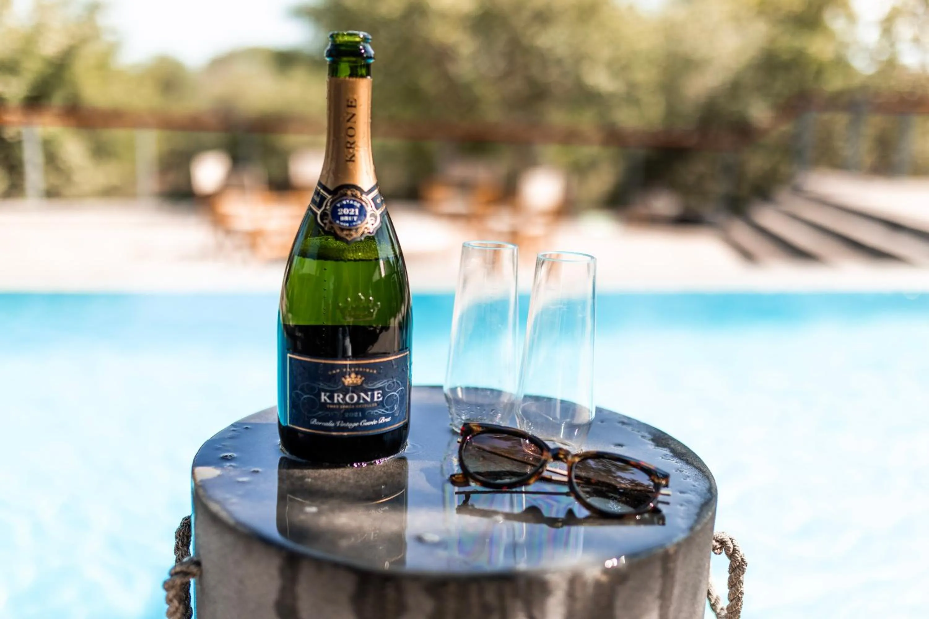 Food and drinks in Little Kubu Lodge