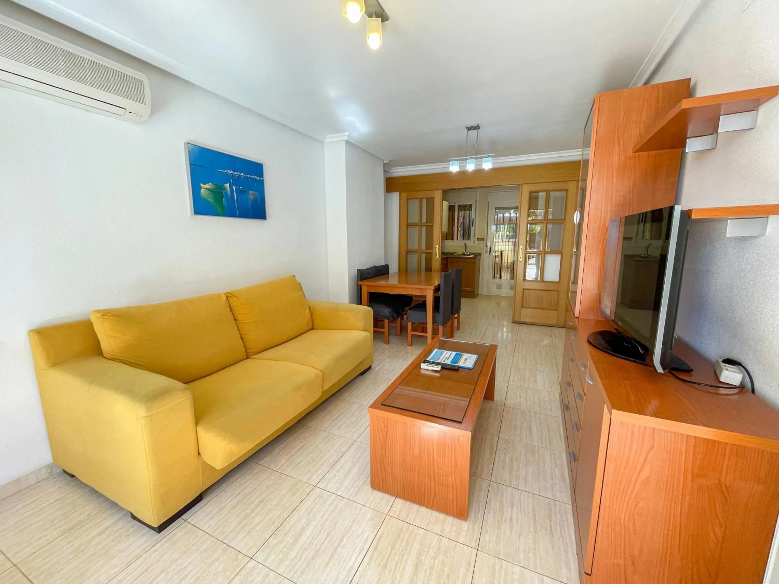 TV and multimedia in Apartamentos Caribe Marina D’Or 3000