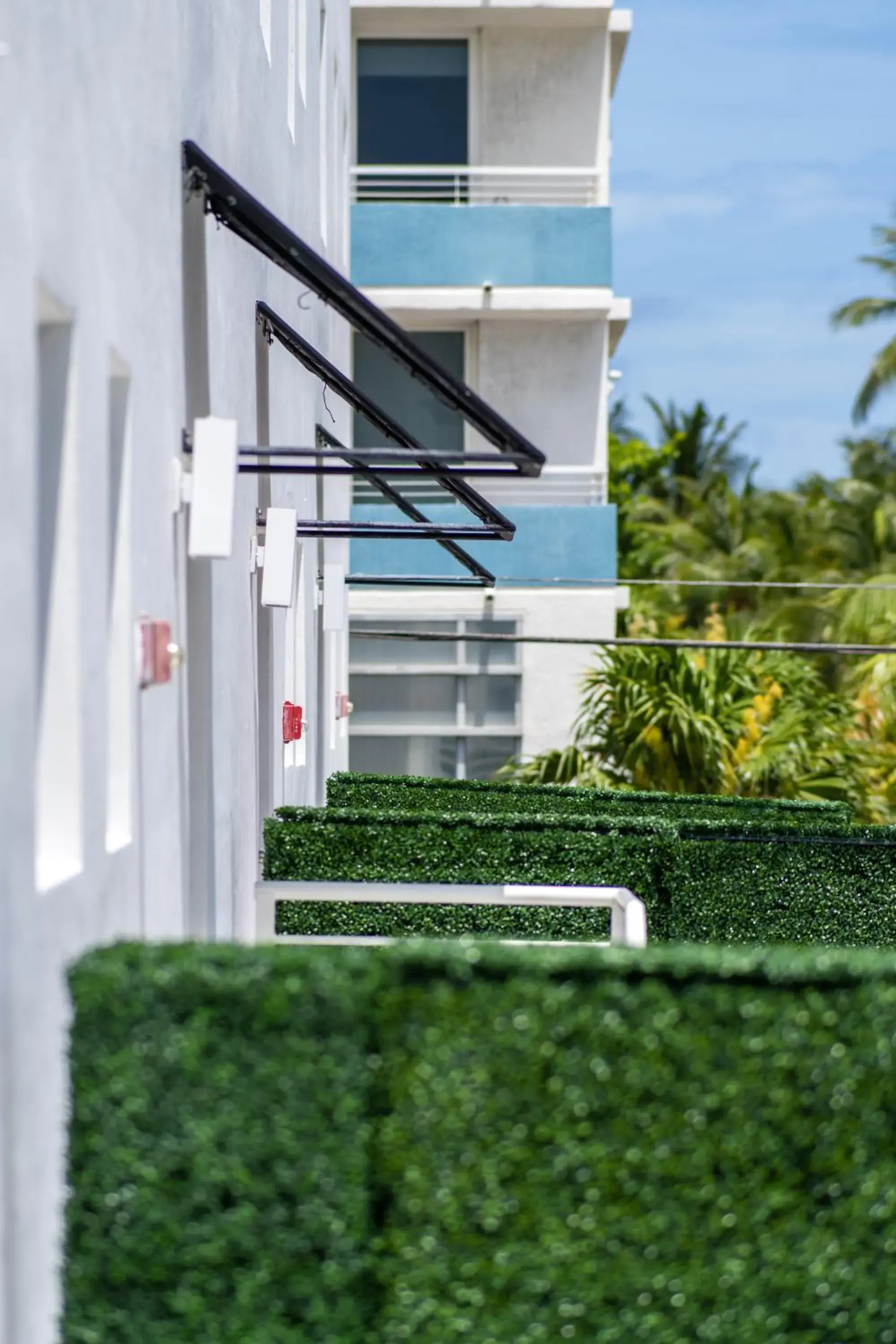 Property building in Blanc Kara- Adults Only Property building in Blanc Kara- Adults Only