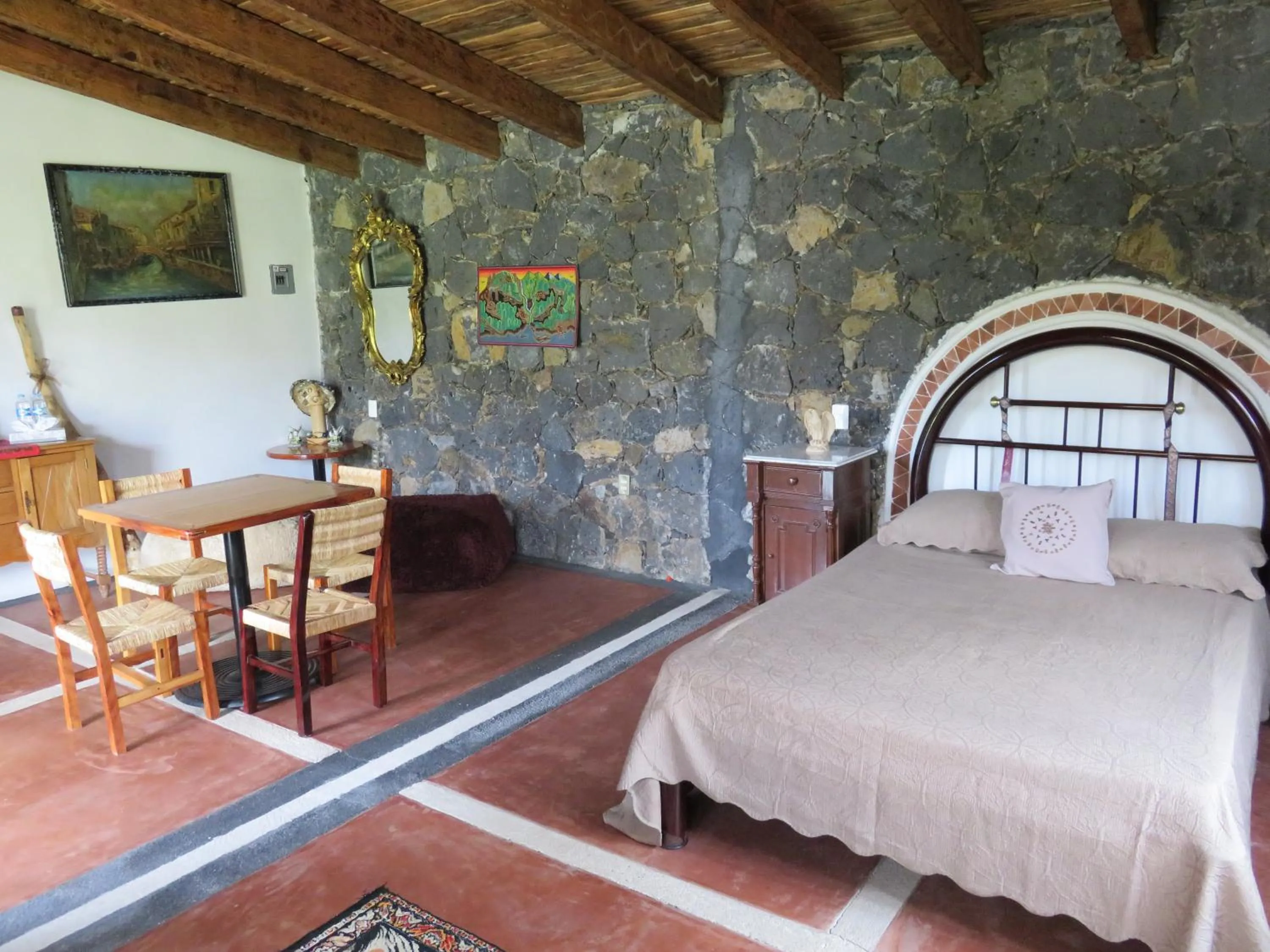 Bedroom in Paradise Hotel Boutique & Lounge