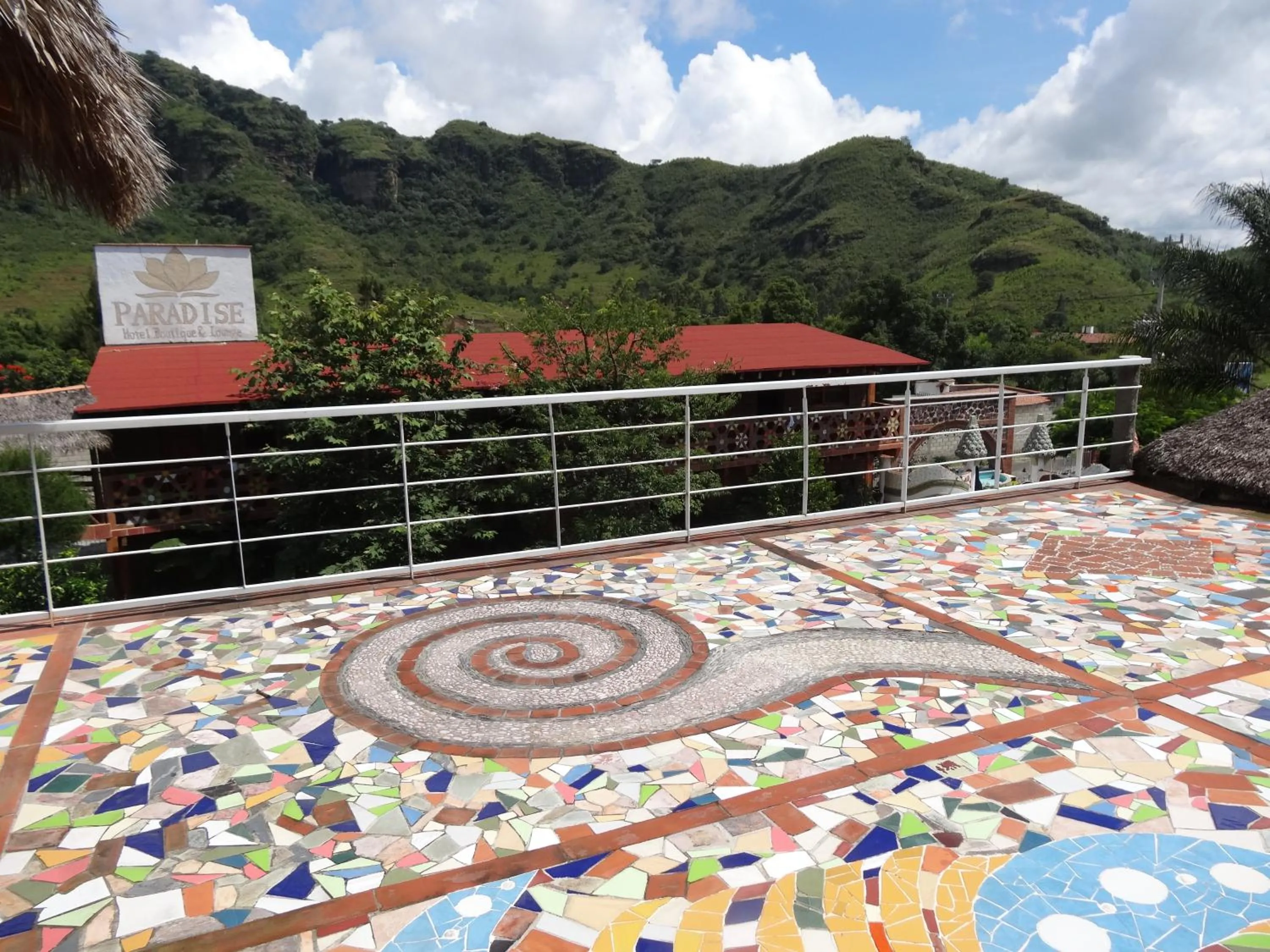 Solarium in Paradise Hotel Boutique & Lounge