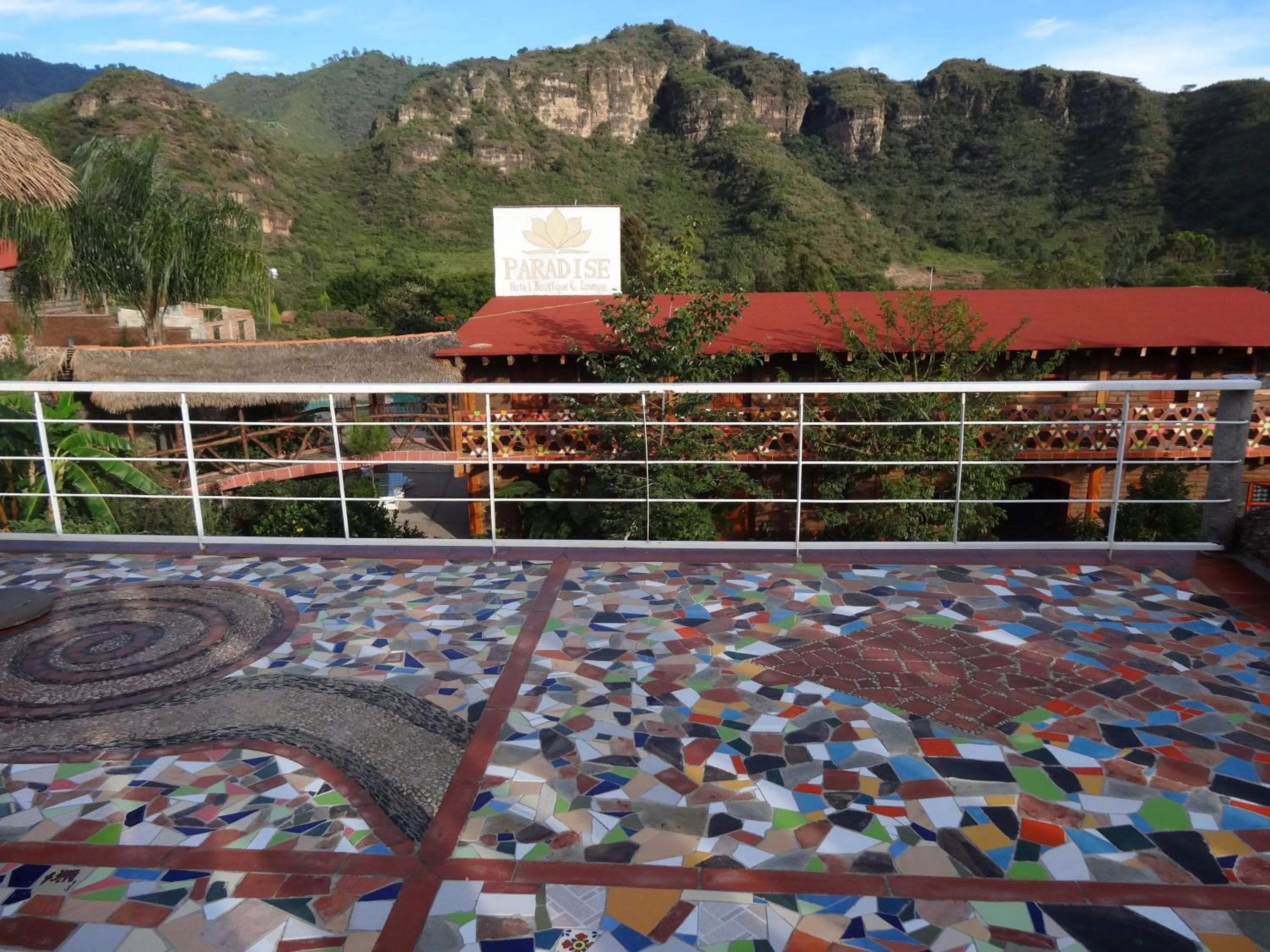 Balcony/Terrace in Paradise Hotel Boutique & Lounge
