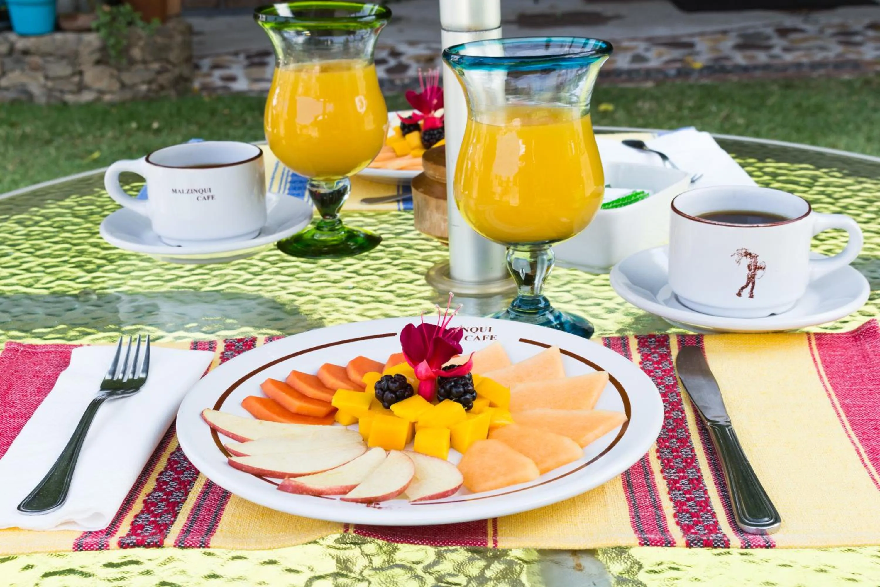 Breakfast in Paradise Hotel Boutique & Lounge