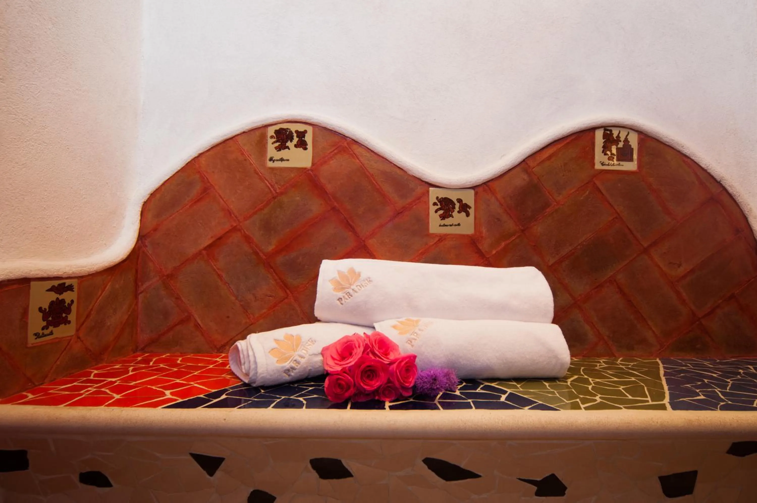 Bathroom in Paradise Hotel Boutique & Lounge