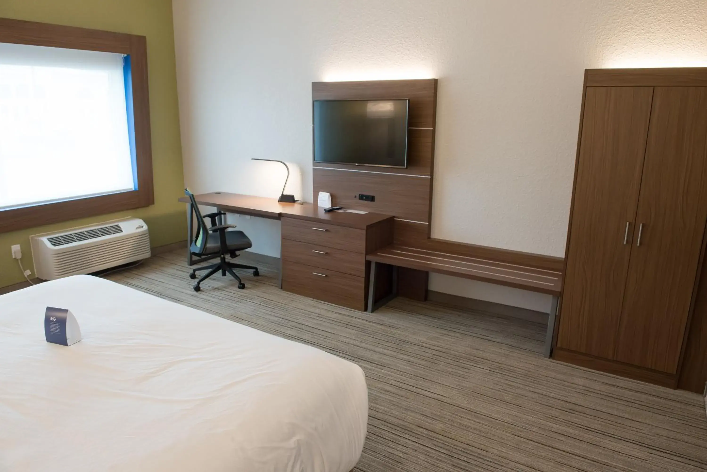 Suite with Two Beds - Non-Smoking in Holiday Inn Express & Suites - Mishawaka - South Bend by IHG Suite with Two Beds - Non-Smoking in Holiday Inn Express & Suites - Mishawaka - South Bend by IHG