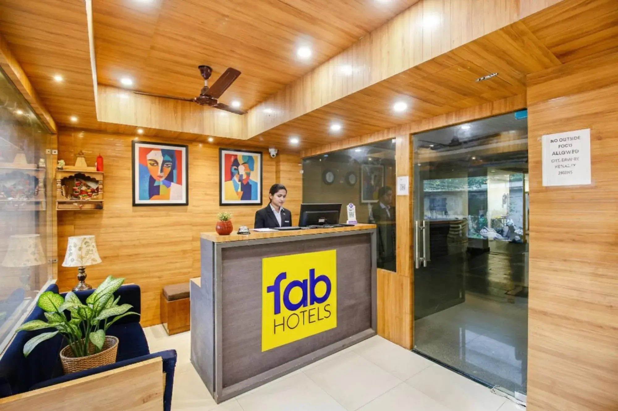 Lobby or reception in Via Sunshine Regency Lobby or reception in Via Sunshine Regency