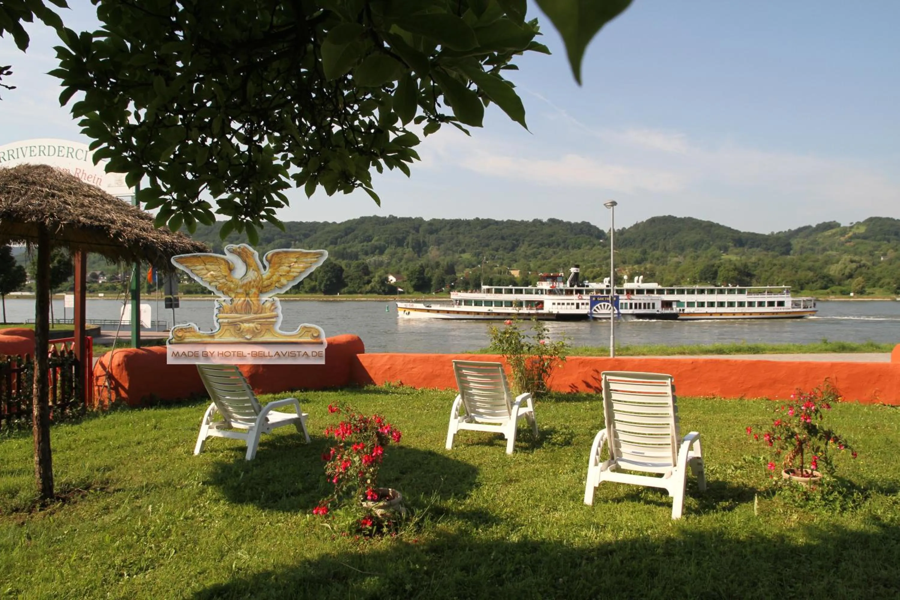 Garden in Rheinhotel Bellavista