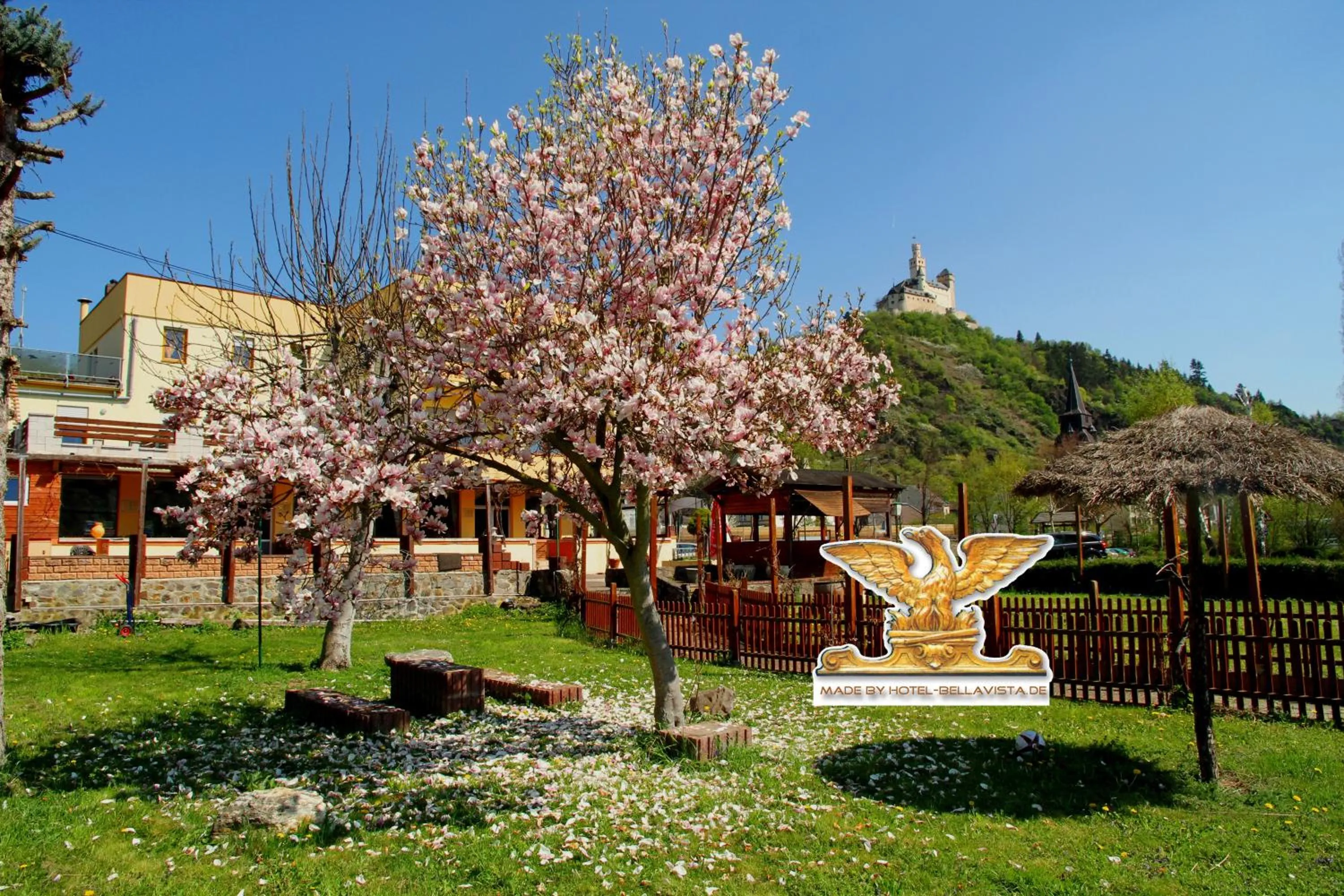 Facade/entrance in Rheinhotel Bellavista