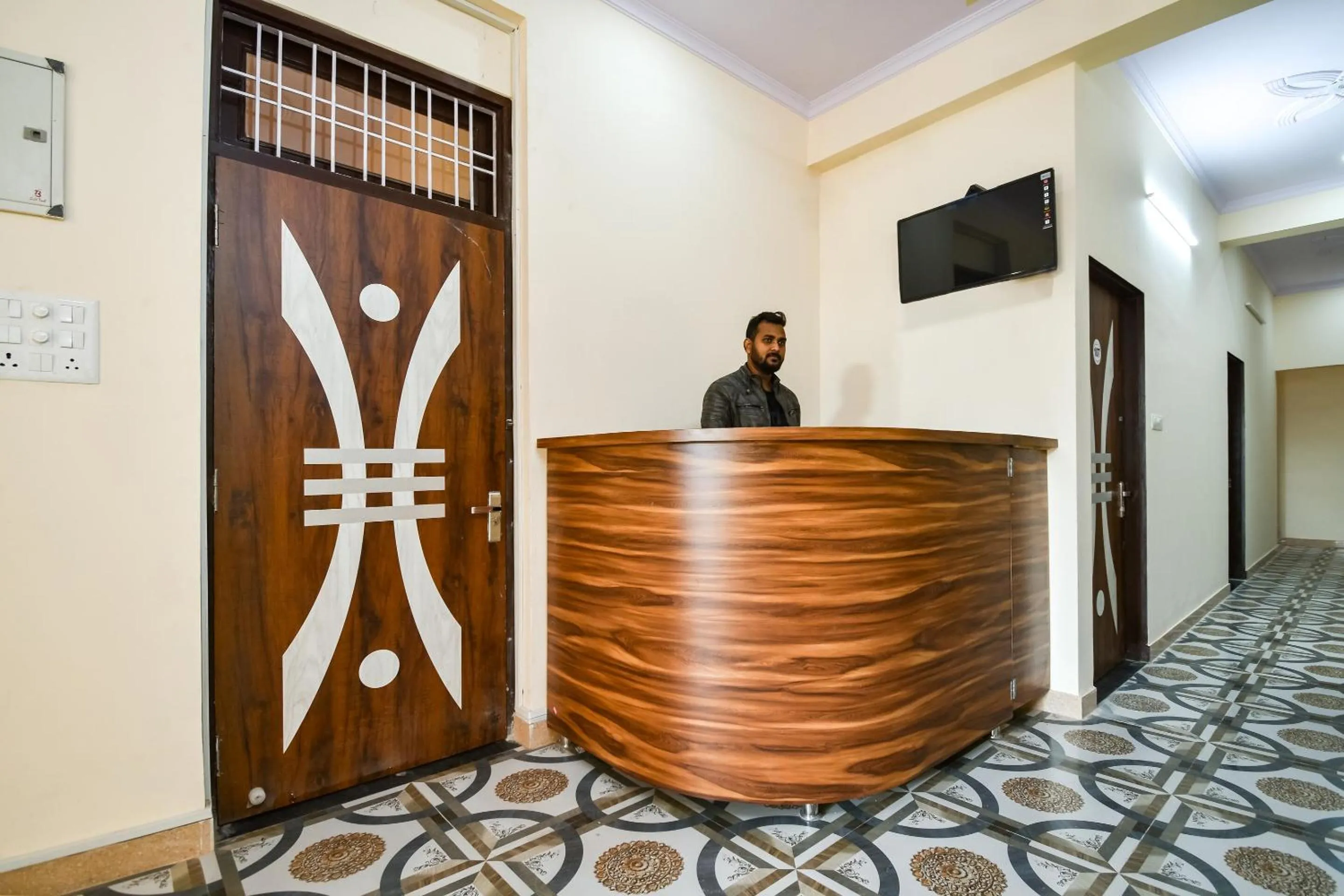 Lobby or reception in OYO 70183 Sai Kripa Lodging