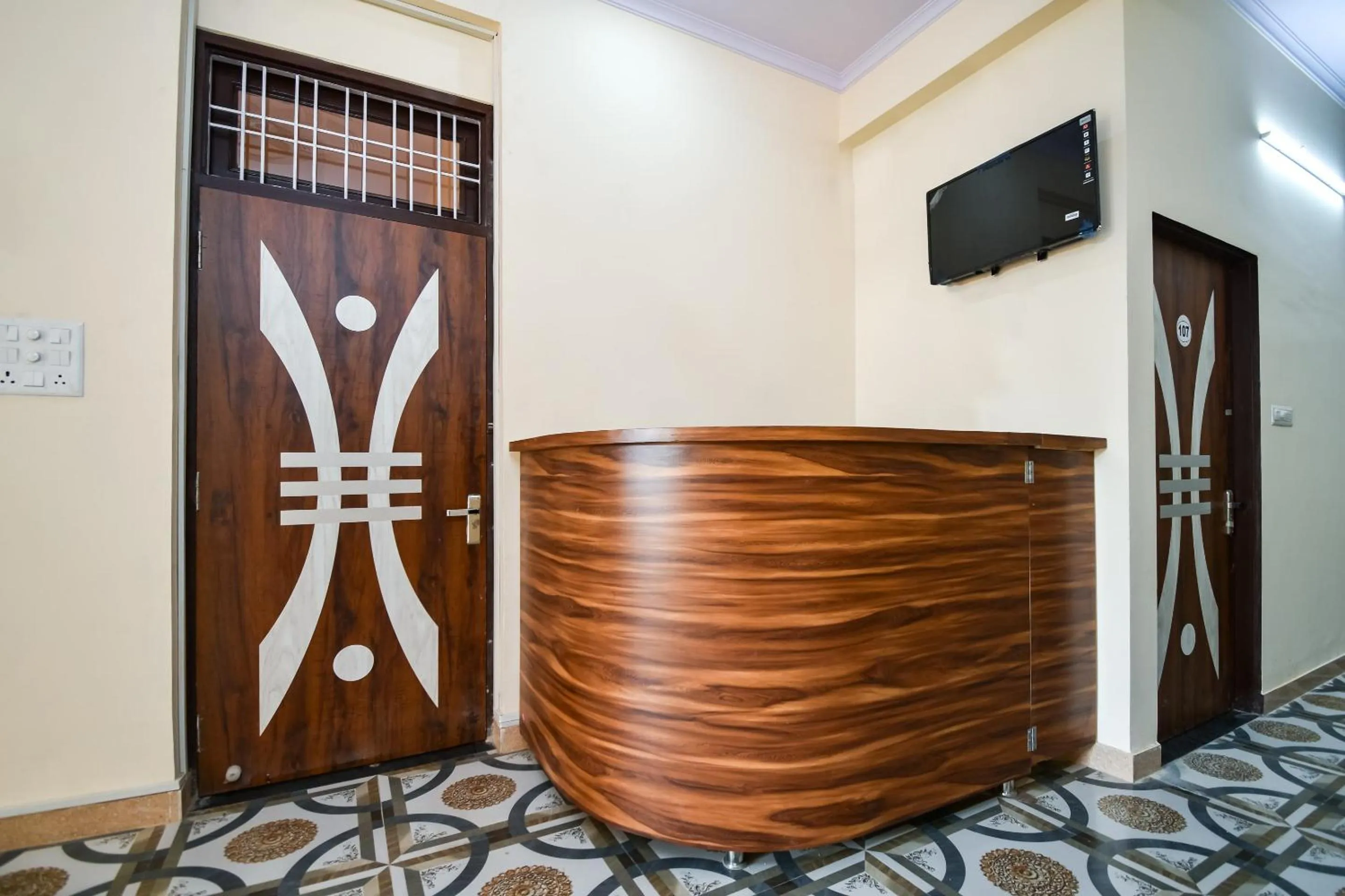 Lobby or reception in OYO 70183 Sai Kripa Lodging