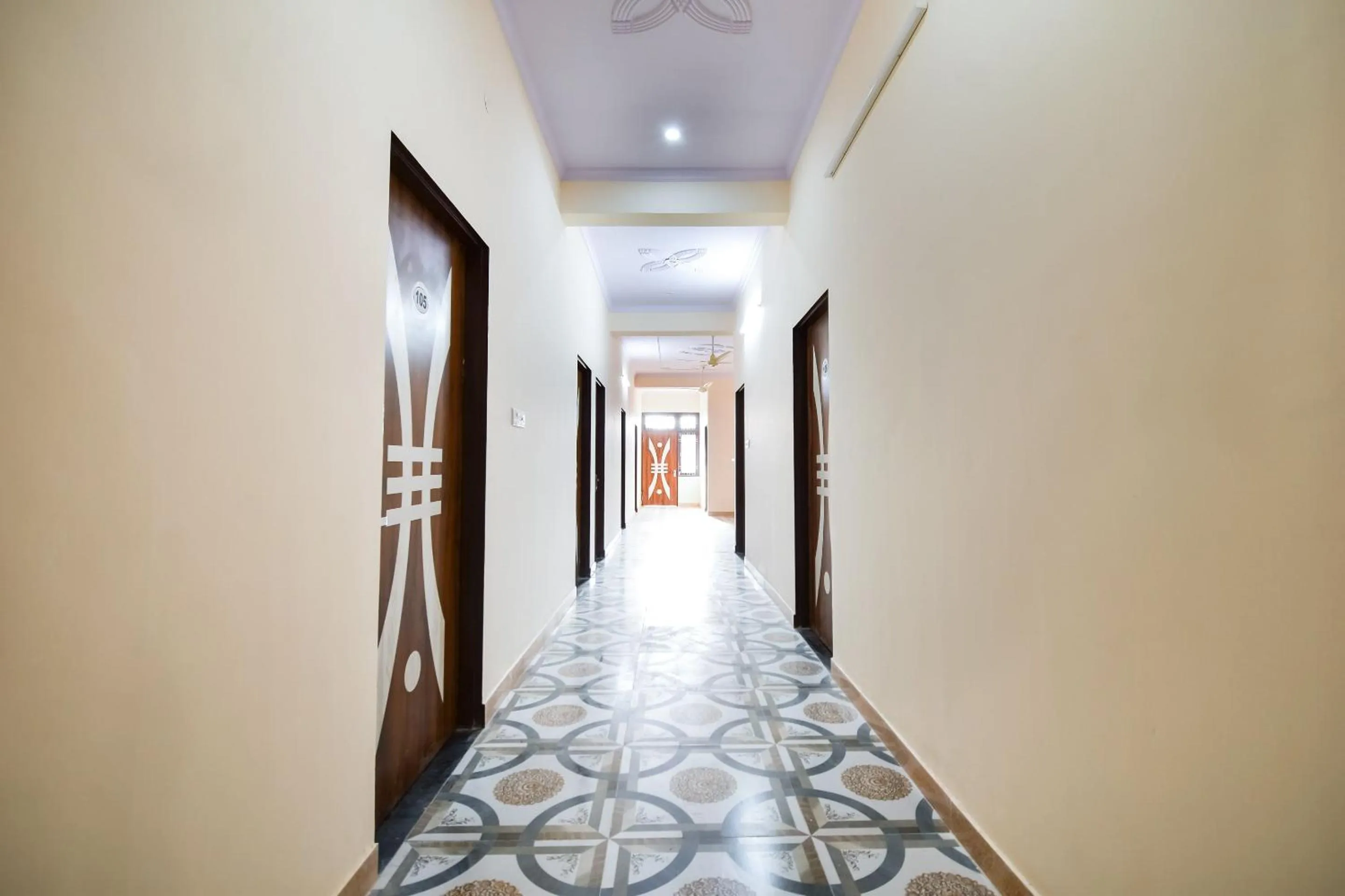 Lobby or reception in OYO 70183 Sai Kripa Lodging