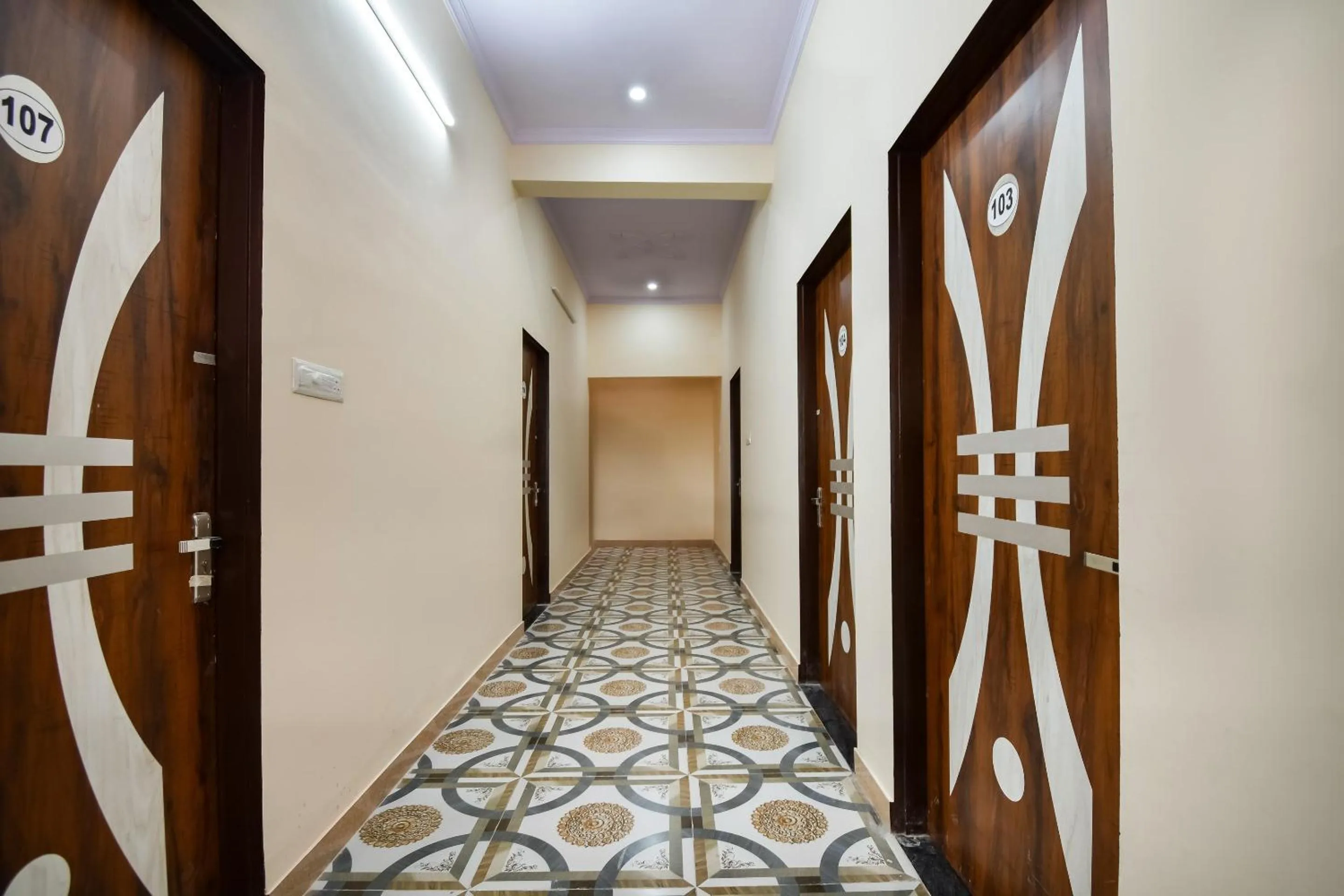 Lobby or reception in OYO 70183 Sai Kripa Lodging