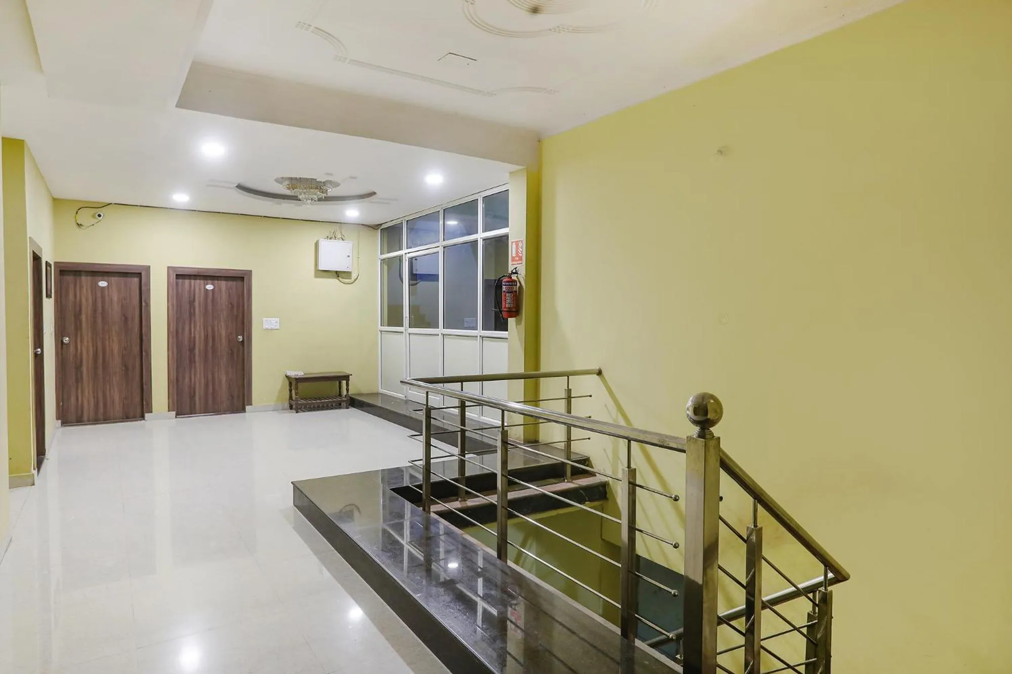 Lobby or reception, Bed in TRPOTELS Prince Mama