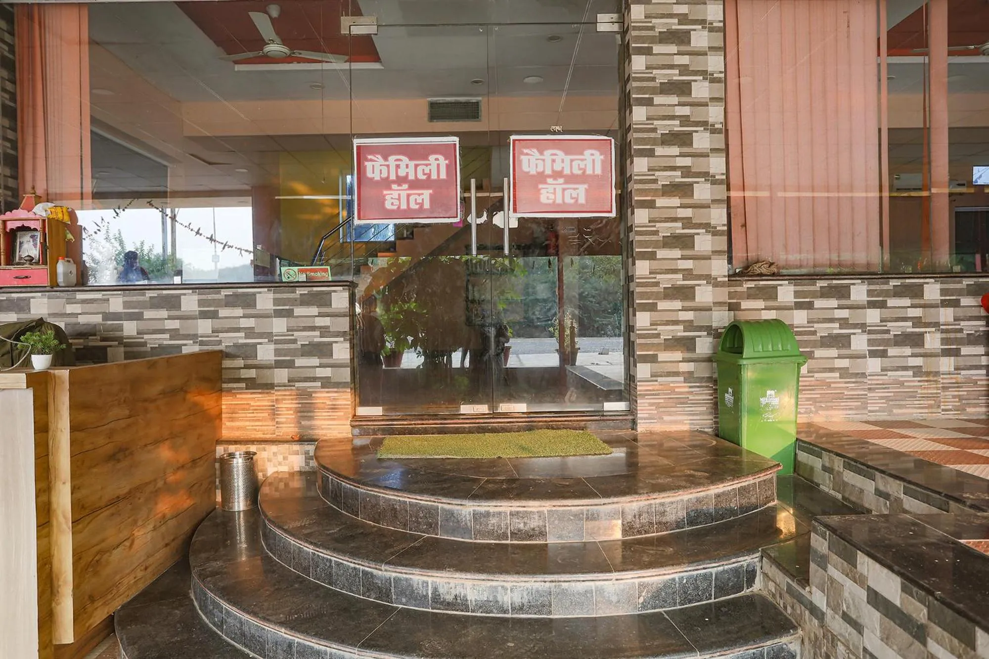 Property building in TRPOTELS Prince Mama