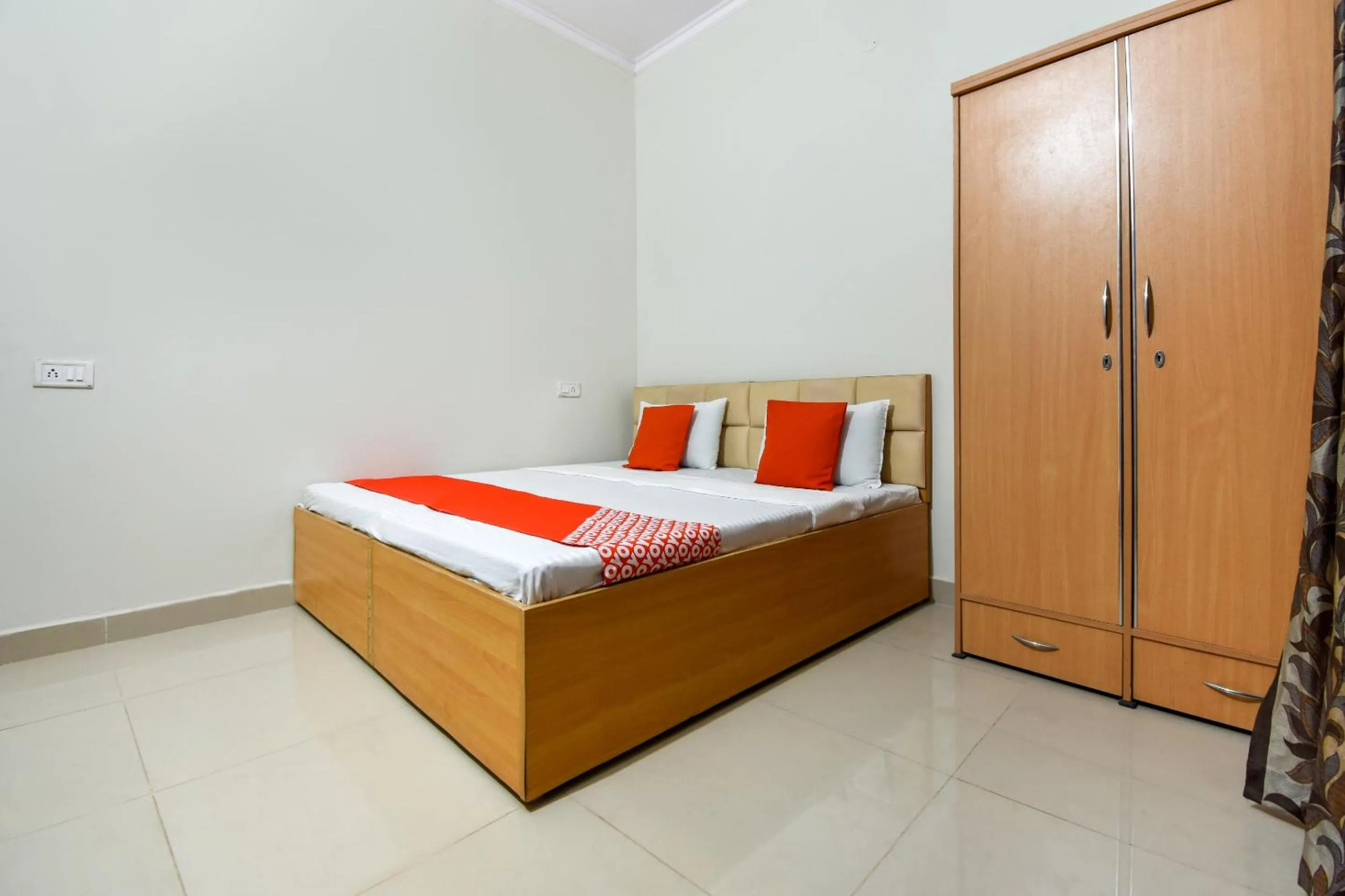 Bedroom, Bed in Hotel O Sabtera Homes