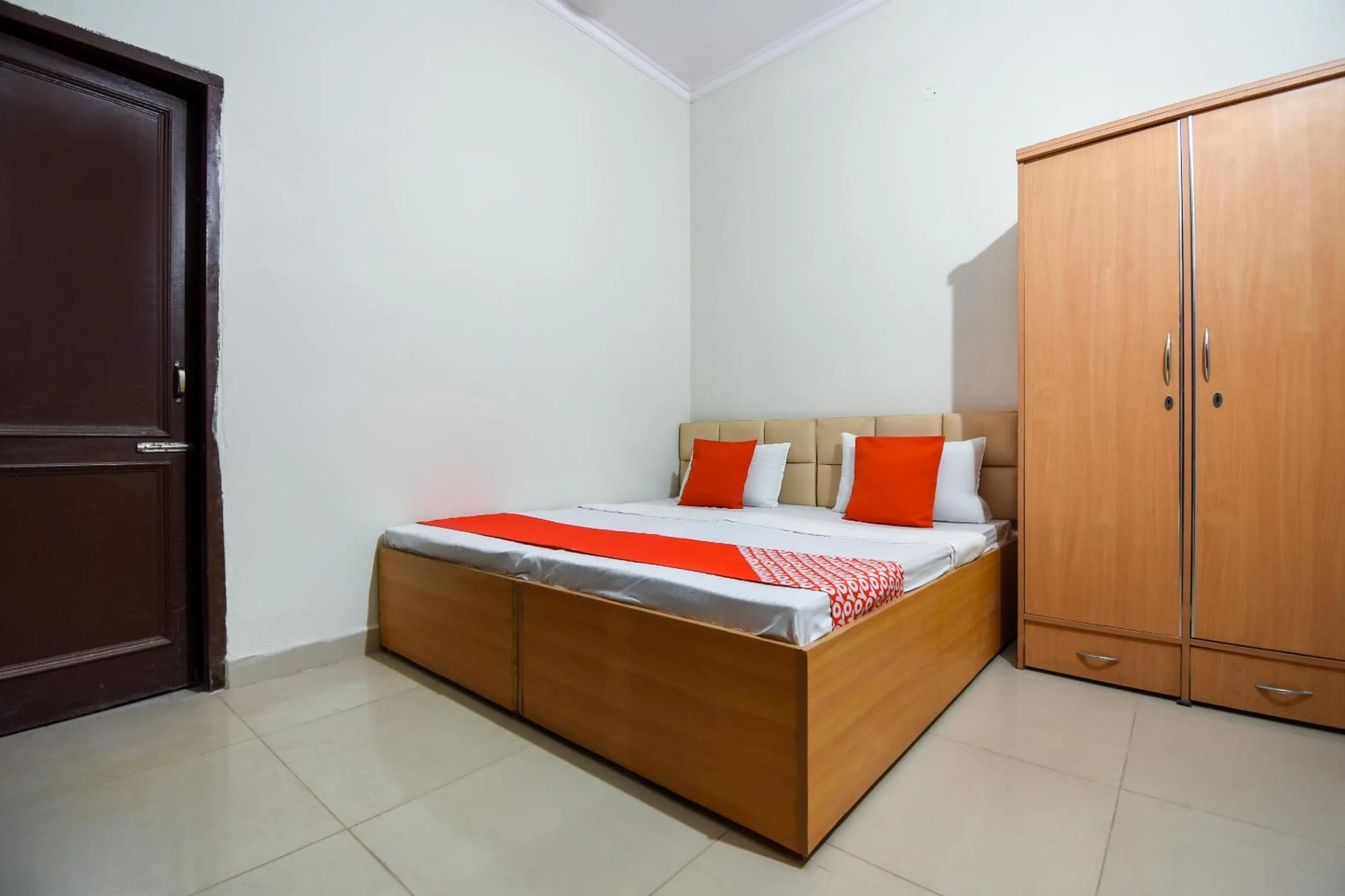 Bedroom, Bed in Hotel O Sabtera Homes