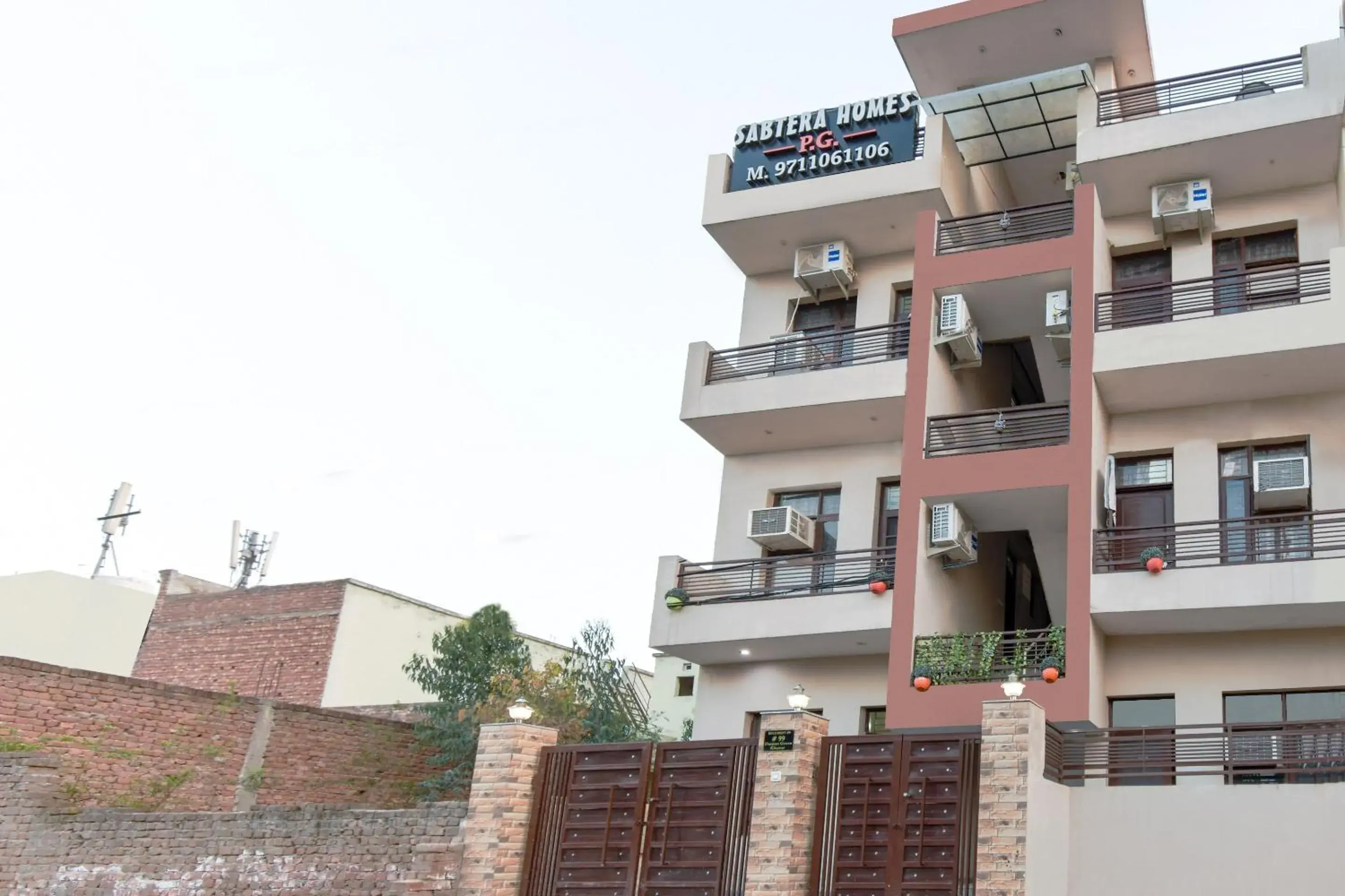 Facade/entrance in Hotel O Sabtera Homes Facade/entrance in Hotel O Sabtera Homes