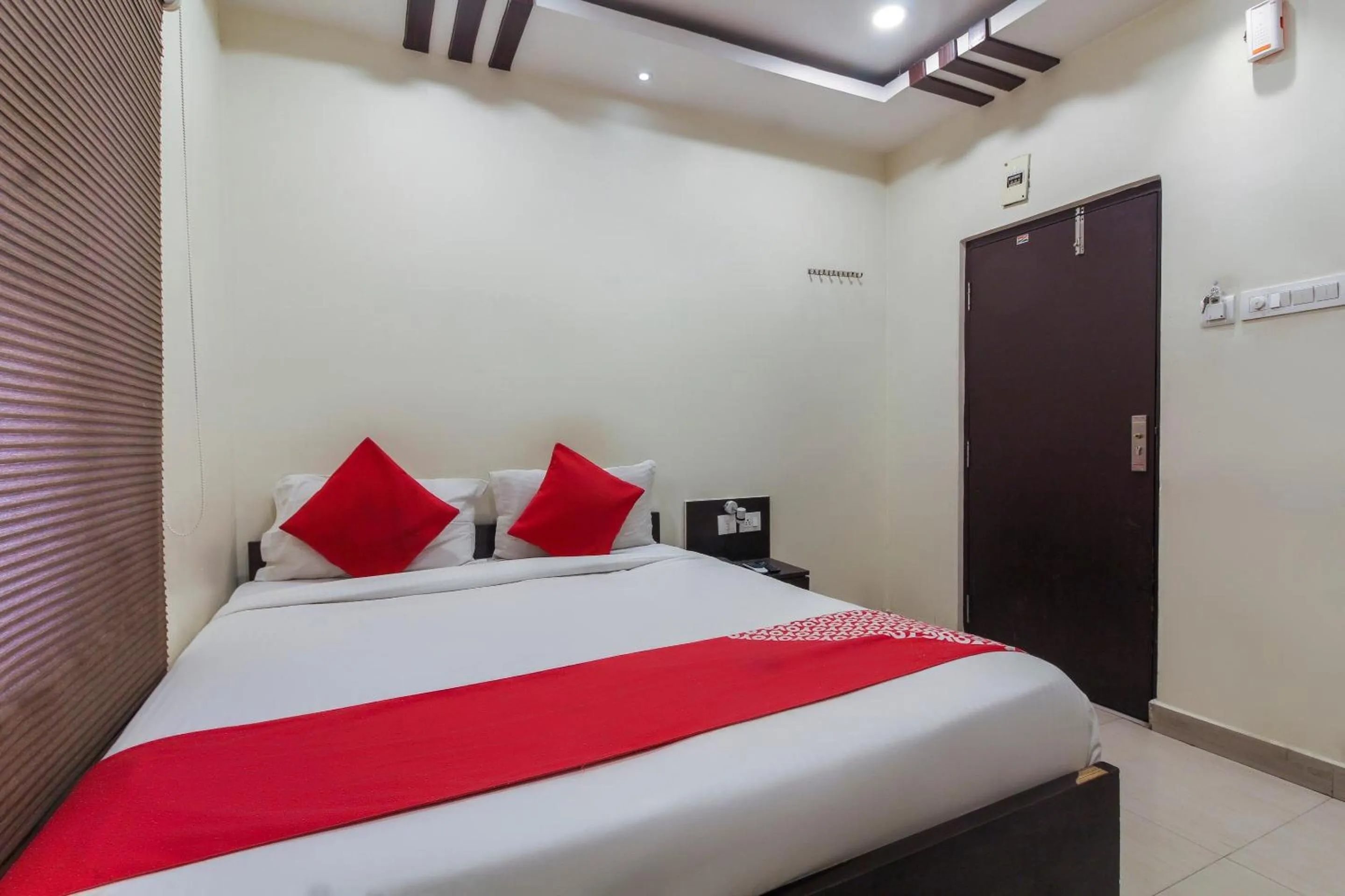 Bedroom, Bed in Hotel O Sri Harsha Residency Near JNTU Metro