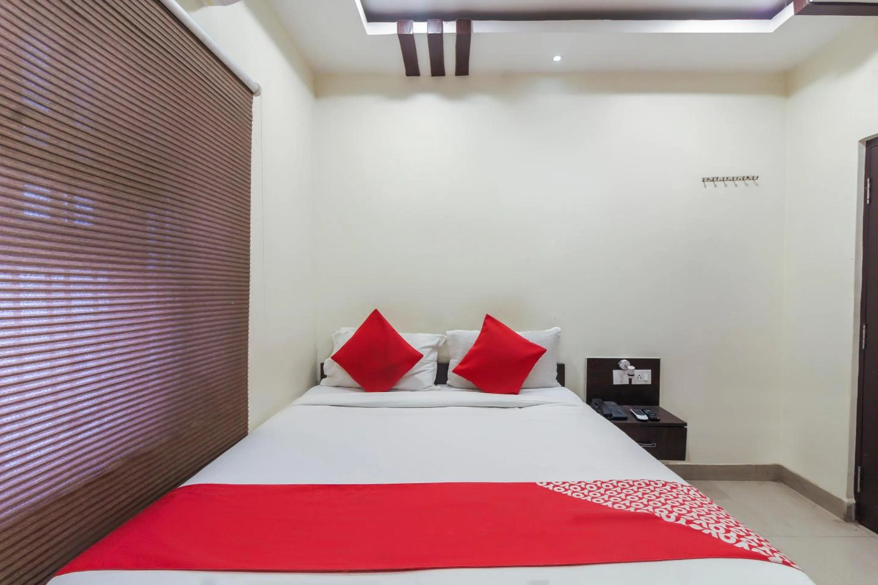 Bedroom, Bed in Hotel O Sri Harsha Residency Near JNTU Metro
