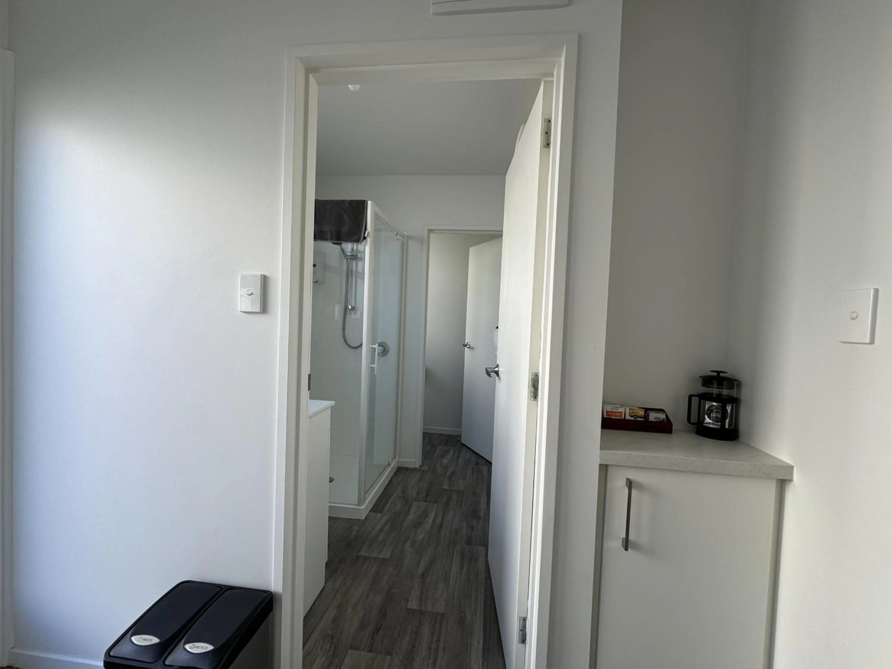 Bathroom in Diplomat Motel