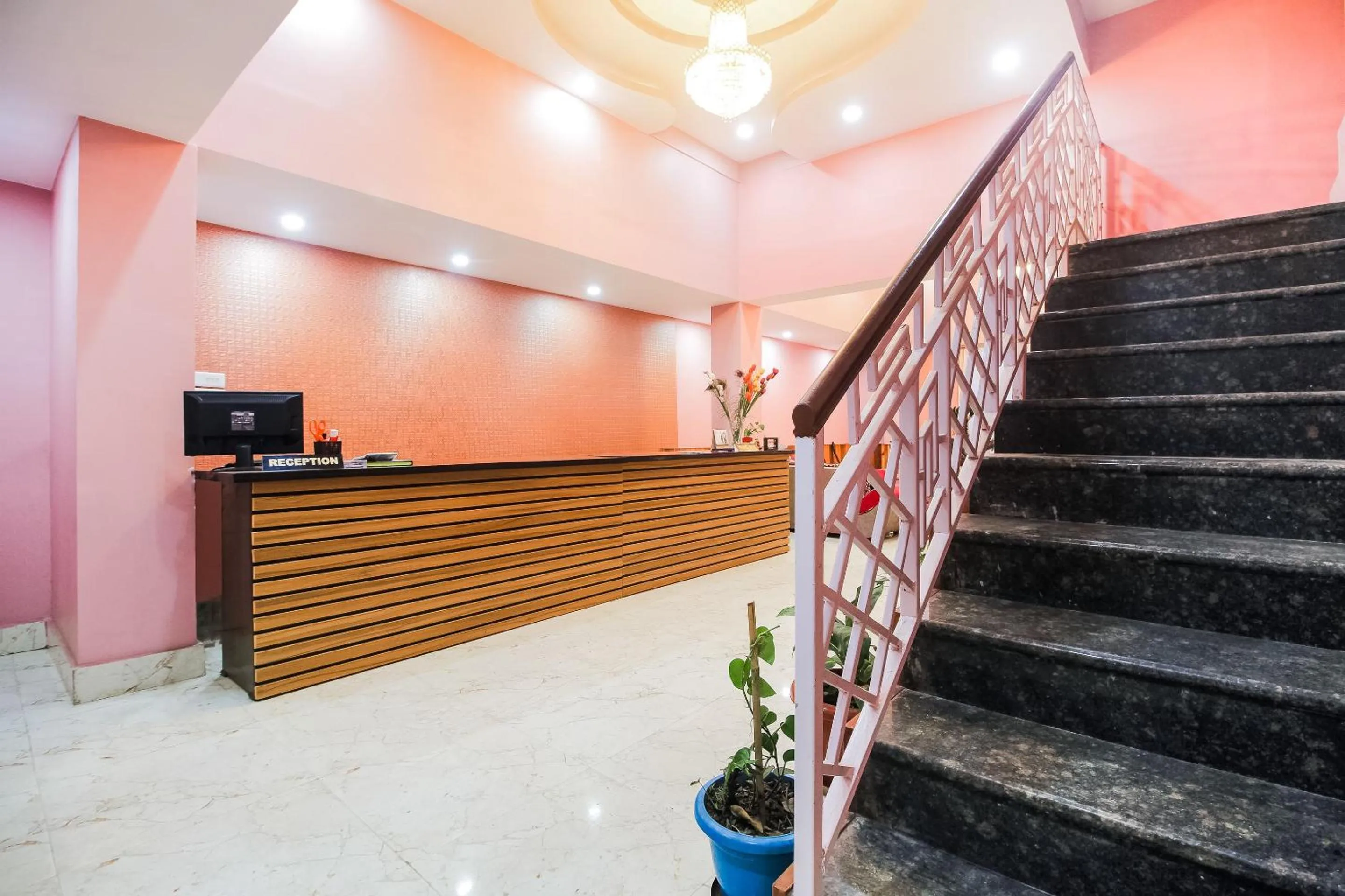 Lobby or reception in Hotel O Jwajalapa Homestay