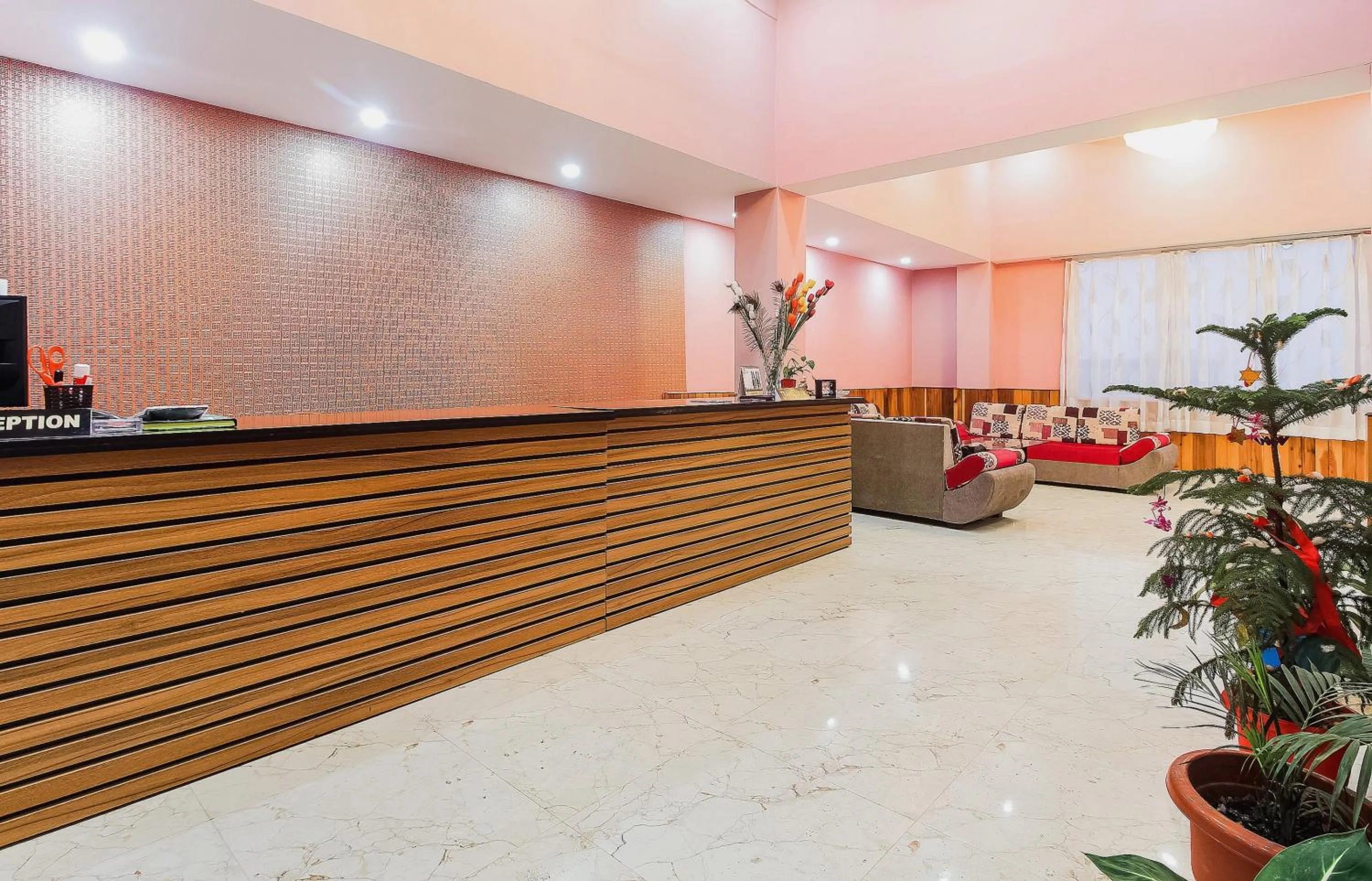 Lobby or reception in Hotel O Jwajalapa Homestay