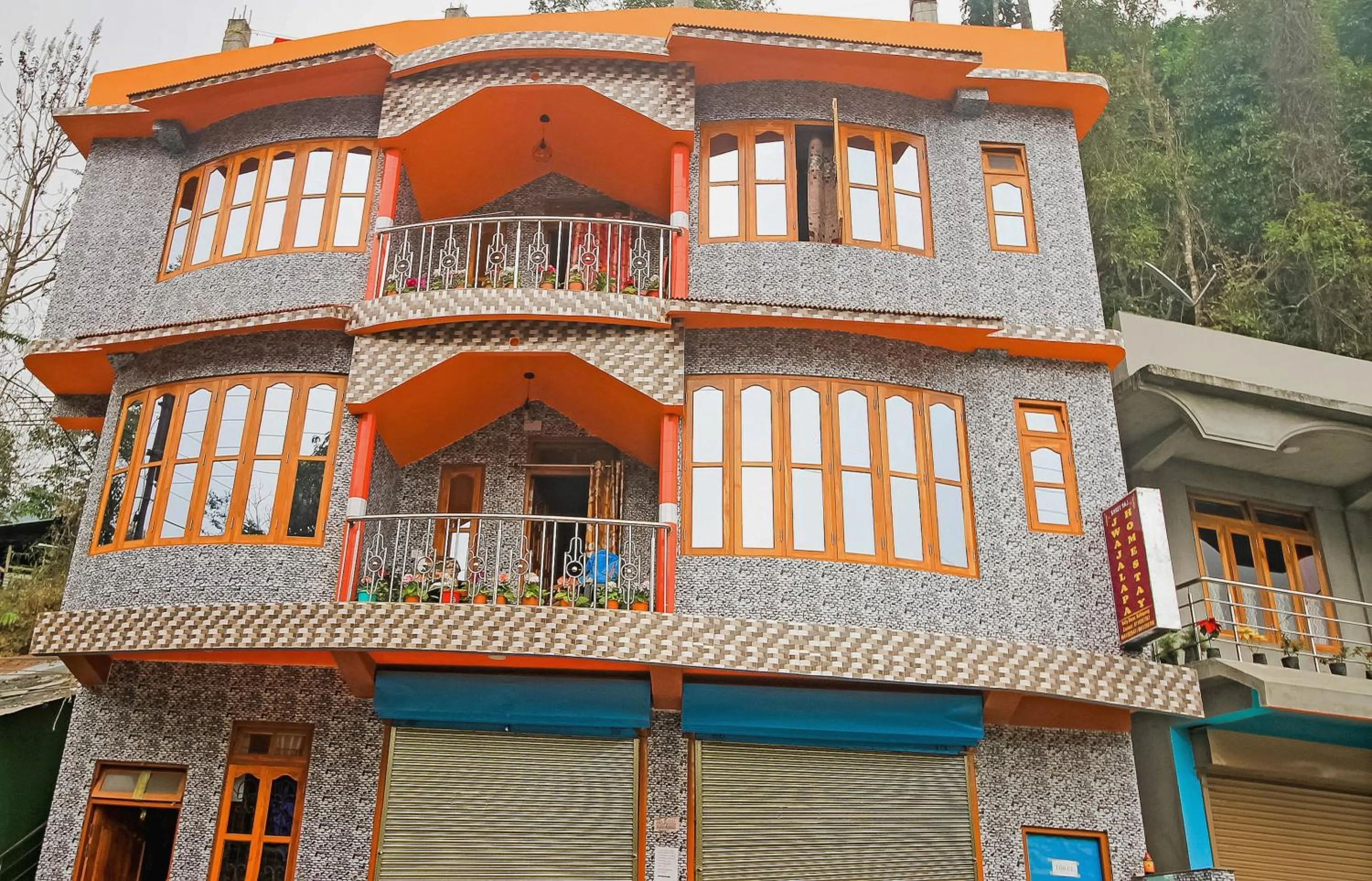 Facade/entrance in Hotel O Jwajalapa Homestay