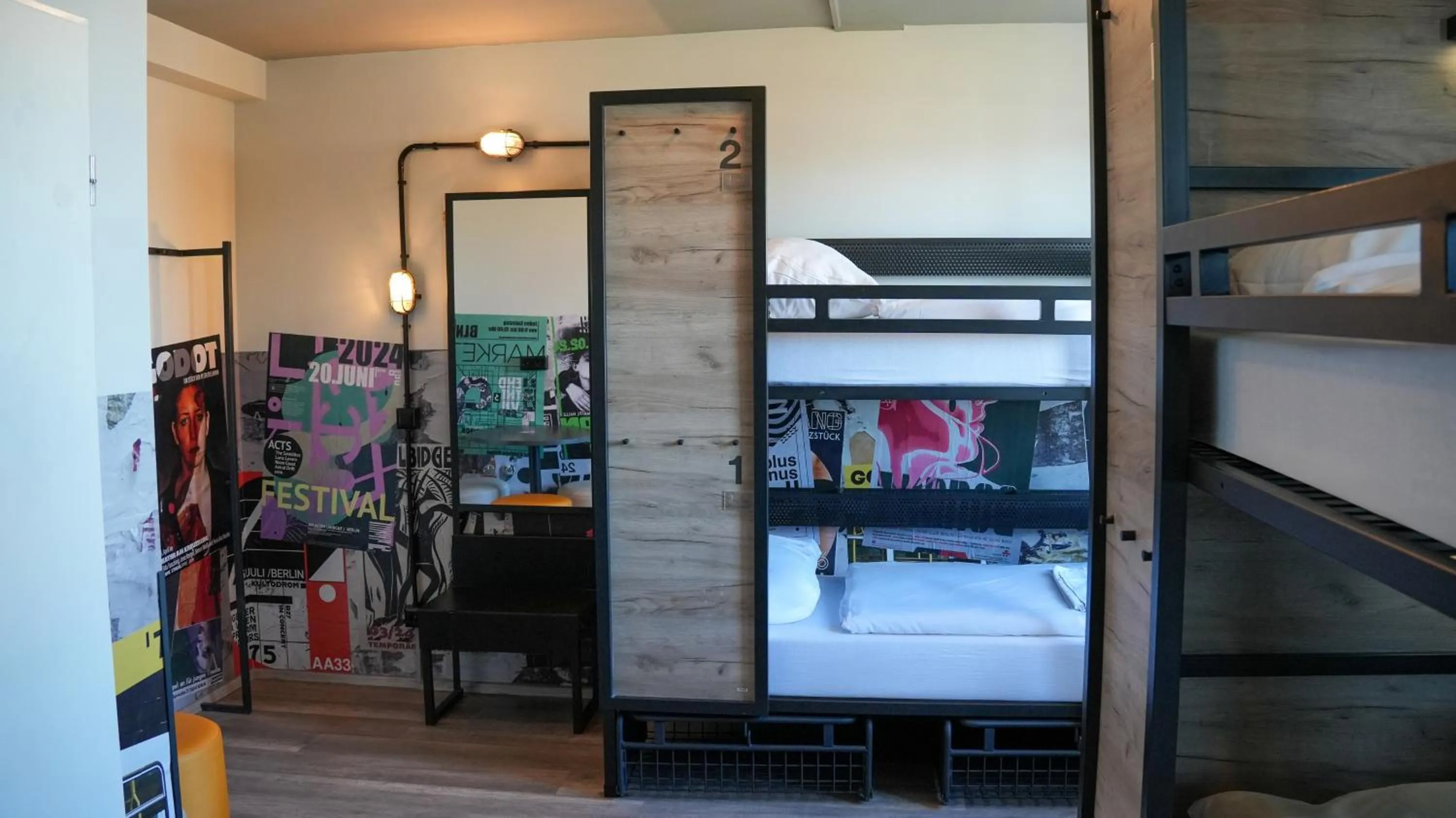 Decorative detail, Bed in a&o Berlin Mitte