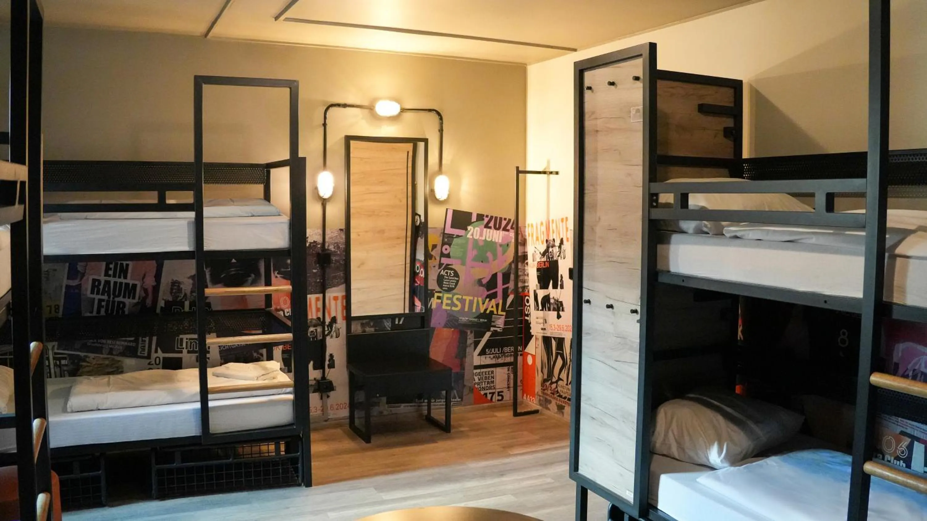 bunk bed, Bed in a&o Berlin Mitte